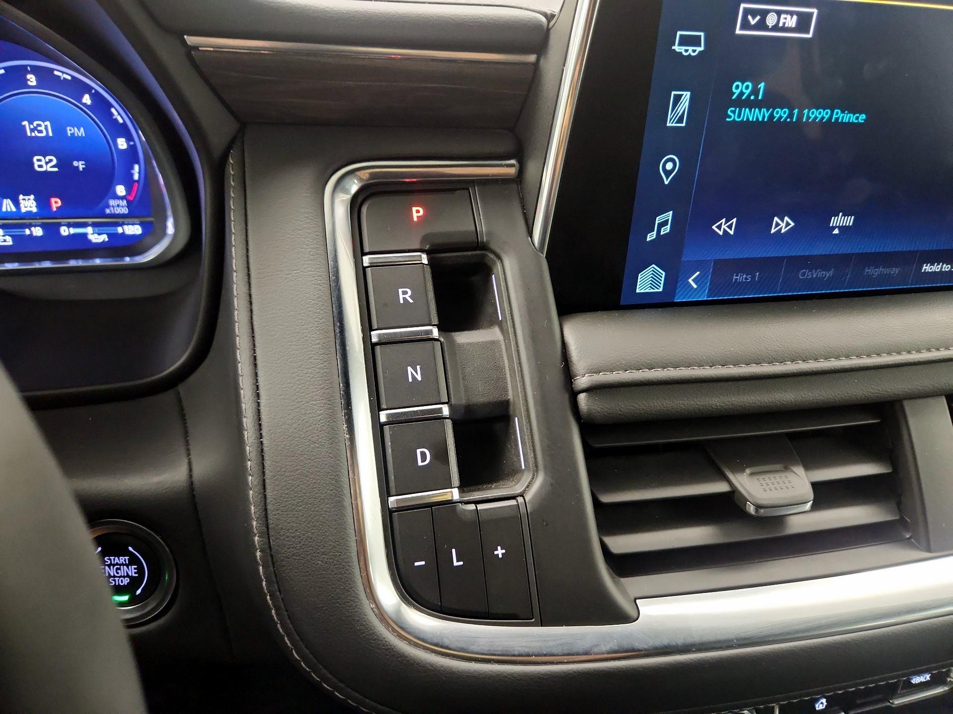 Thumbnail: 2023 Chevrolet Suburban - 17