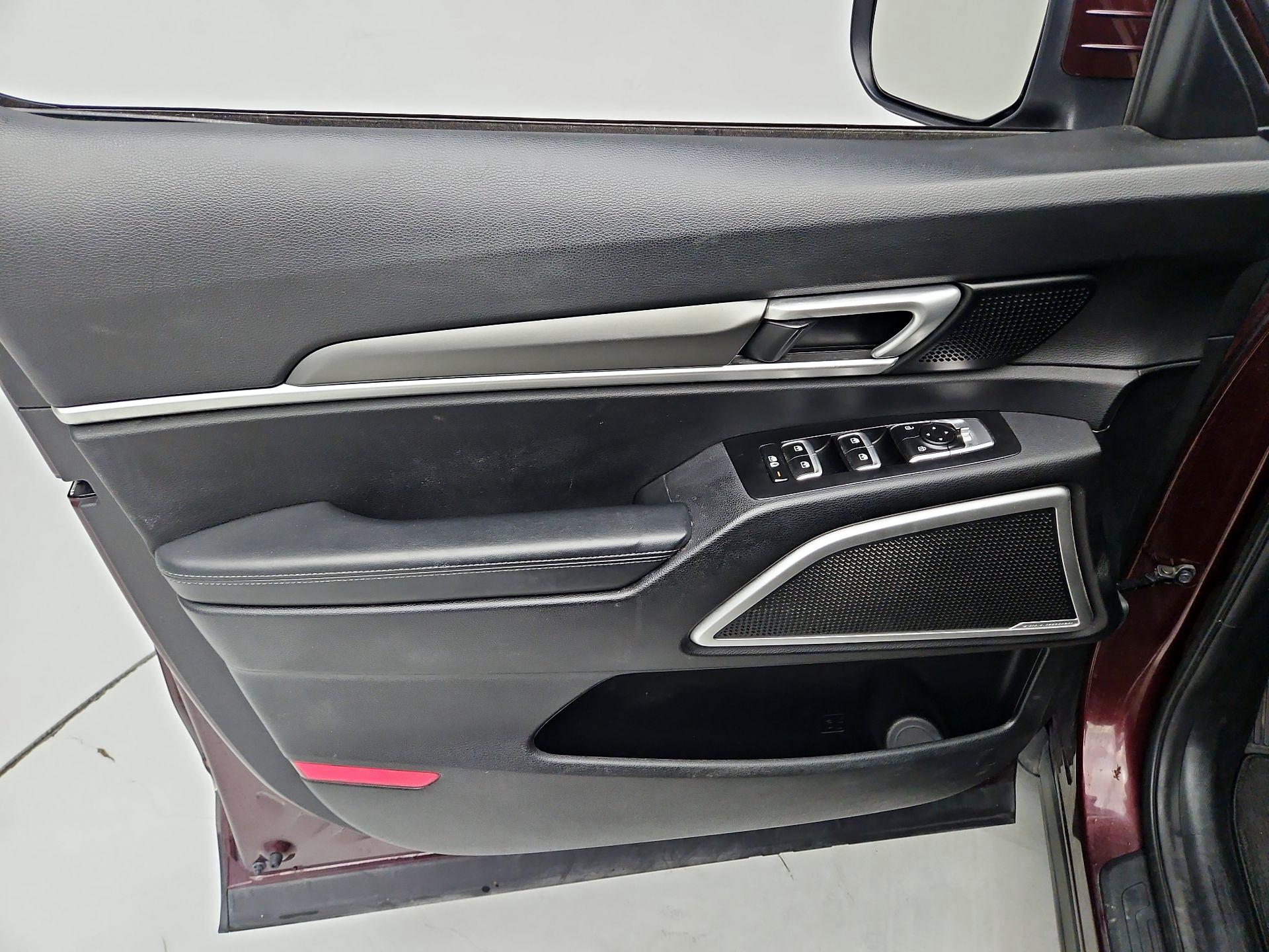 Thumbnail: 2020 Kia Telluride - 12