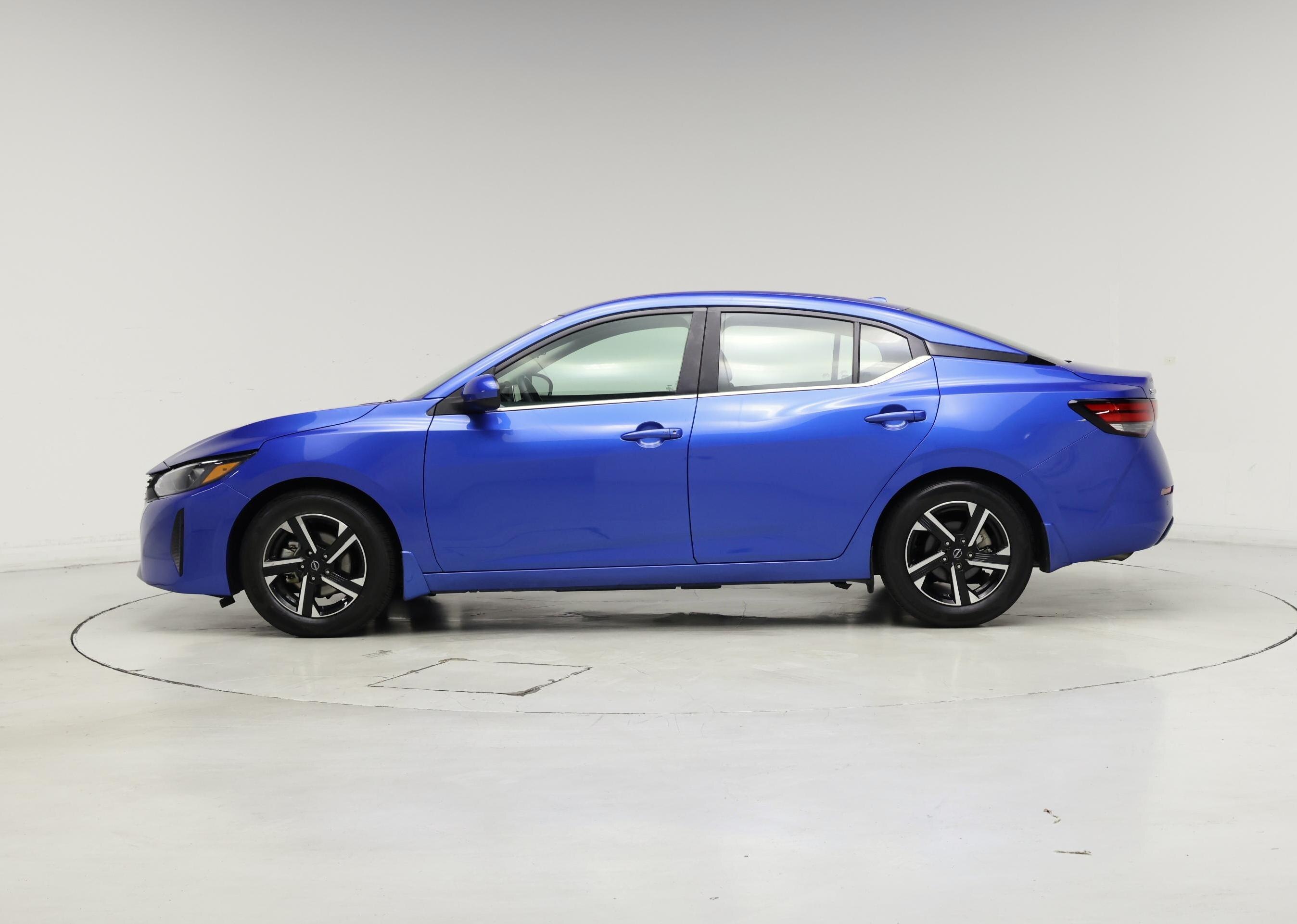 Thumbnail: 2024 Nissan Sentra - 3