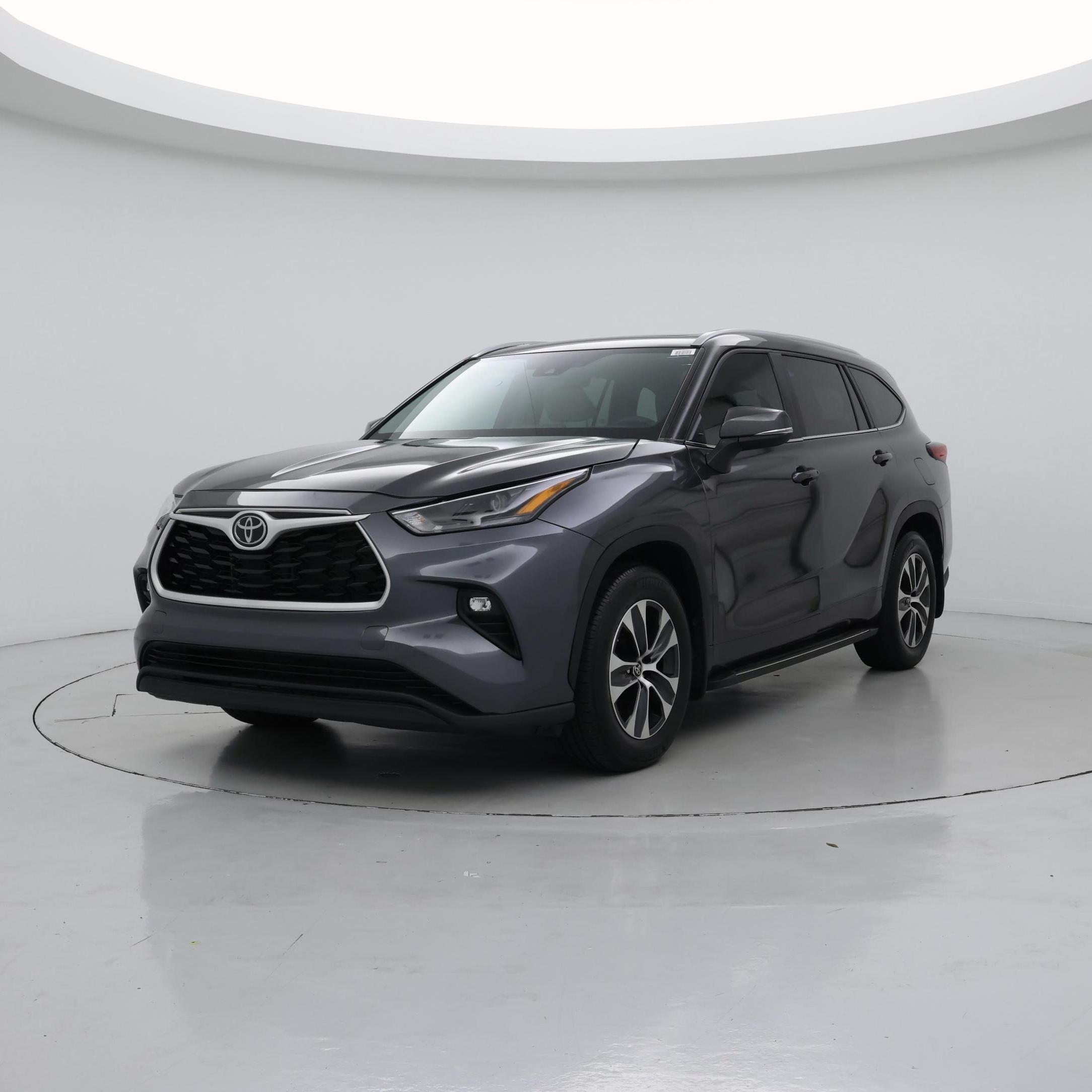 Thumbnail: 2023 Toyota Highlander - 5