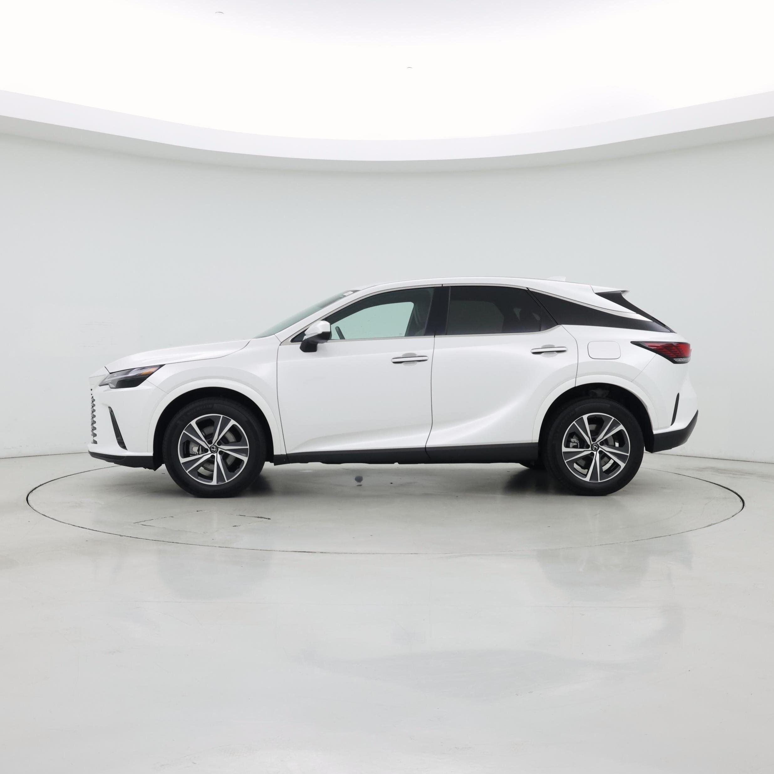 Thumbnail: 2024 Lexus RX - 3