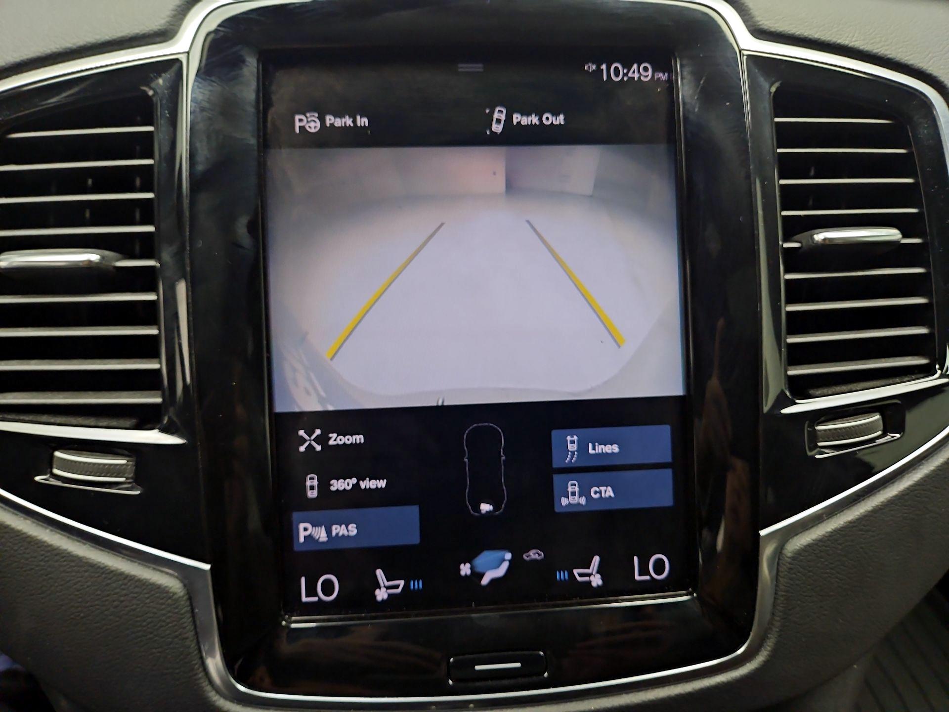 Thumbnail: 2022 Volvo XC90 - 14