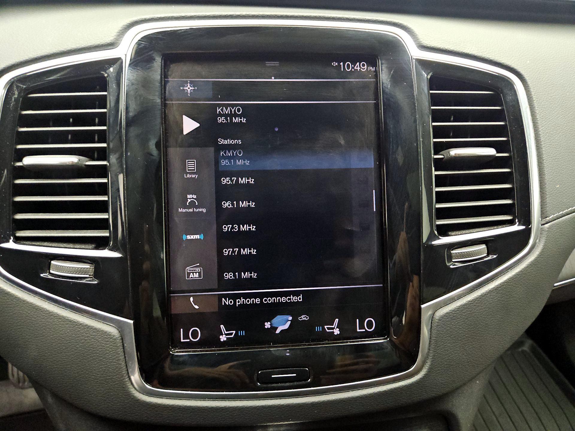 Thumbnail: 2022 Volvo XC90 - 15