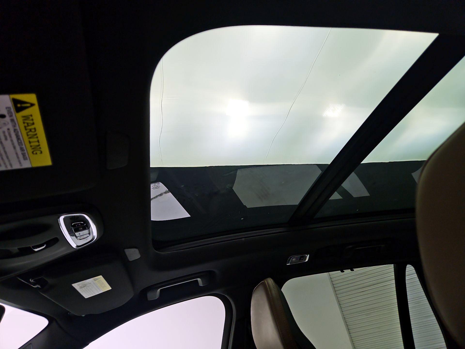Thumbnail: 2022 Volvo XC90 - 19