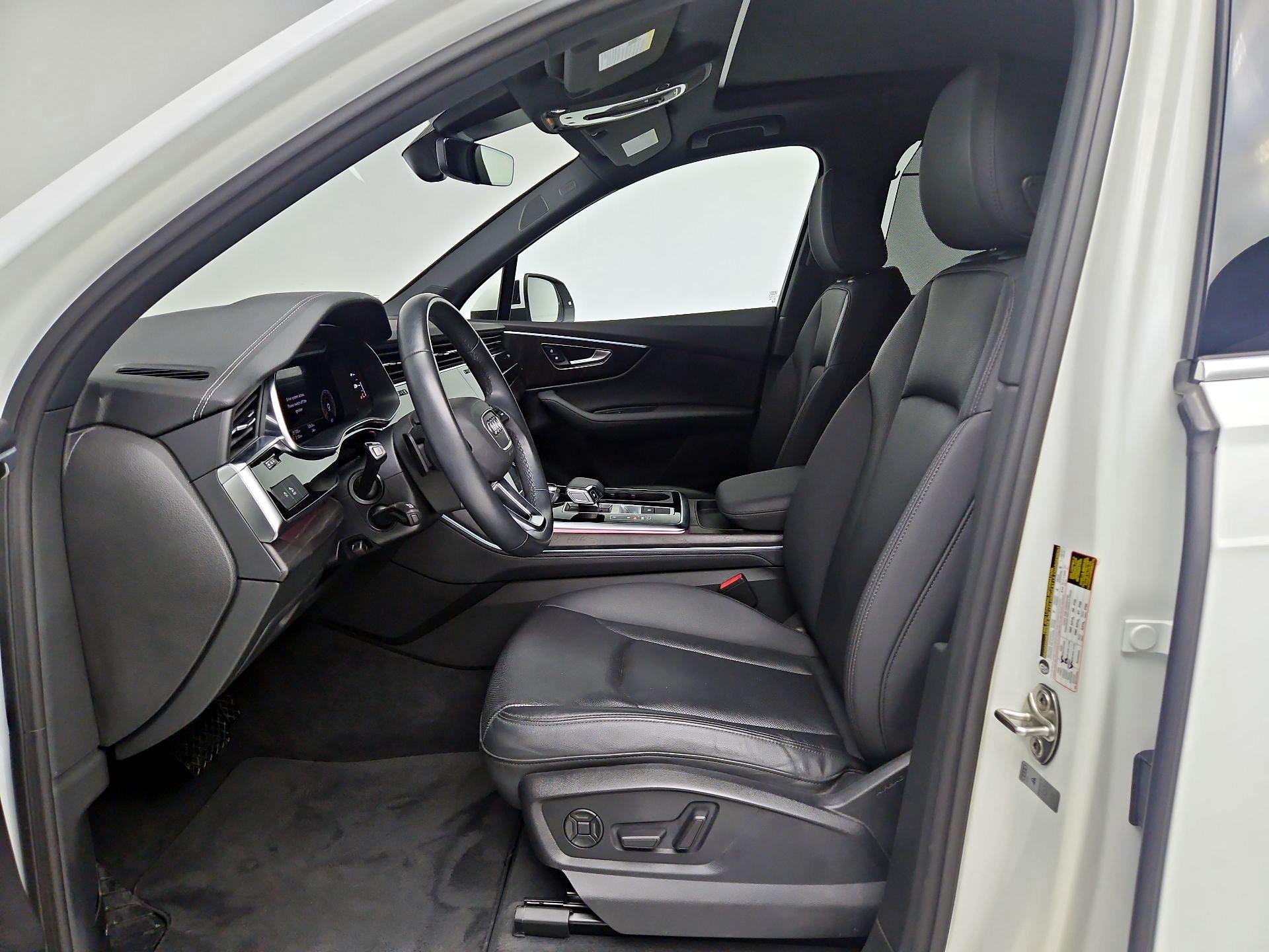 Thumbnail: 2023 Audi Q7 - 11