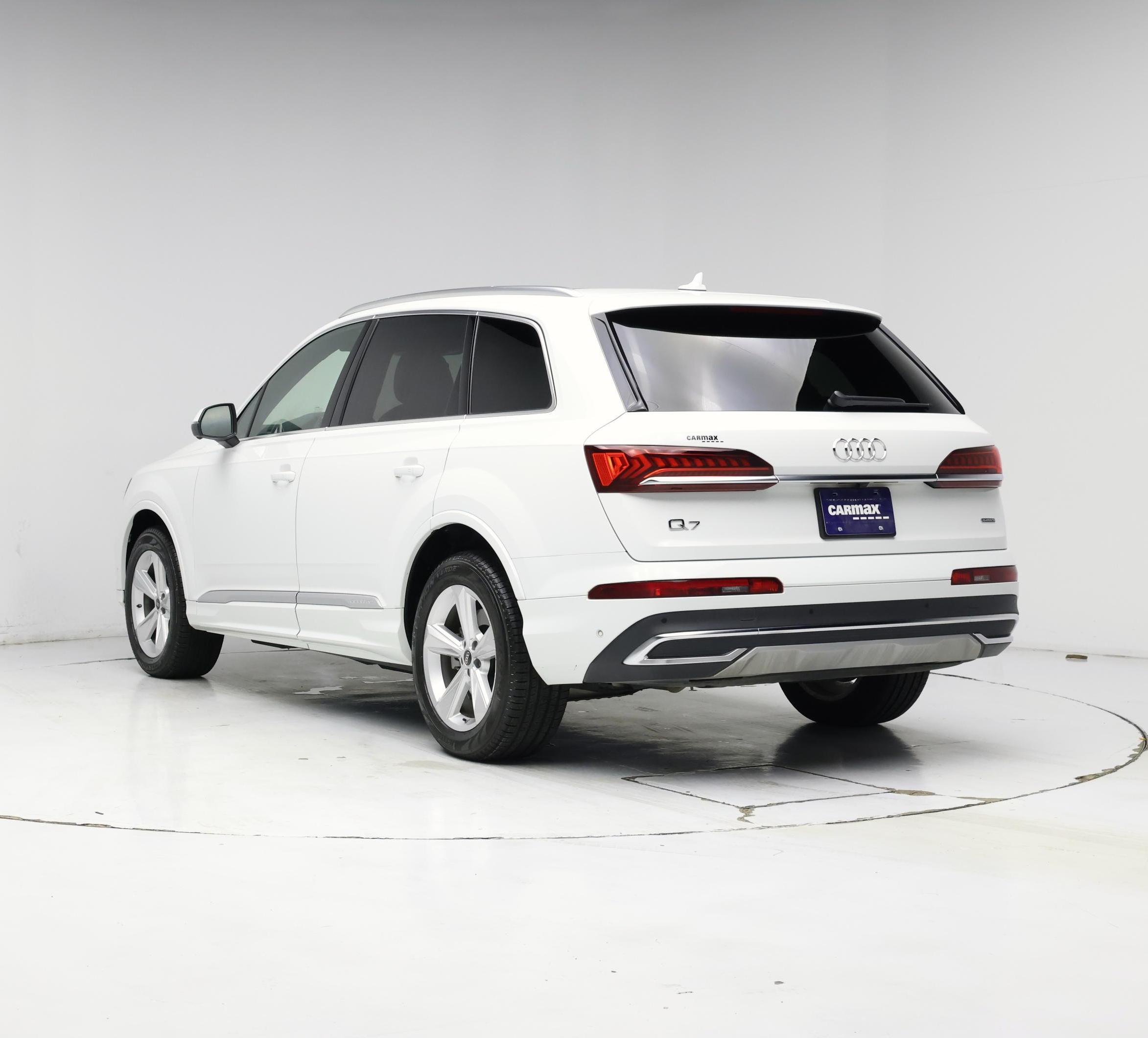 Thumbnail: 2023 Audi Q7 - 2