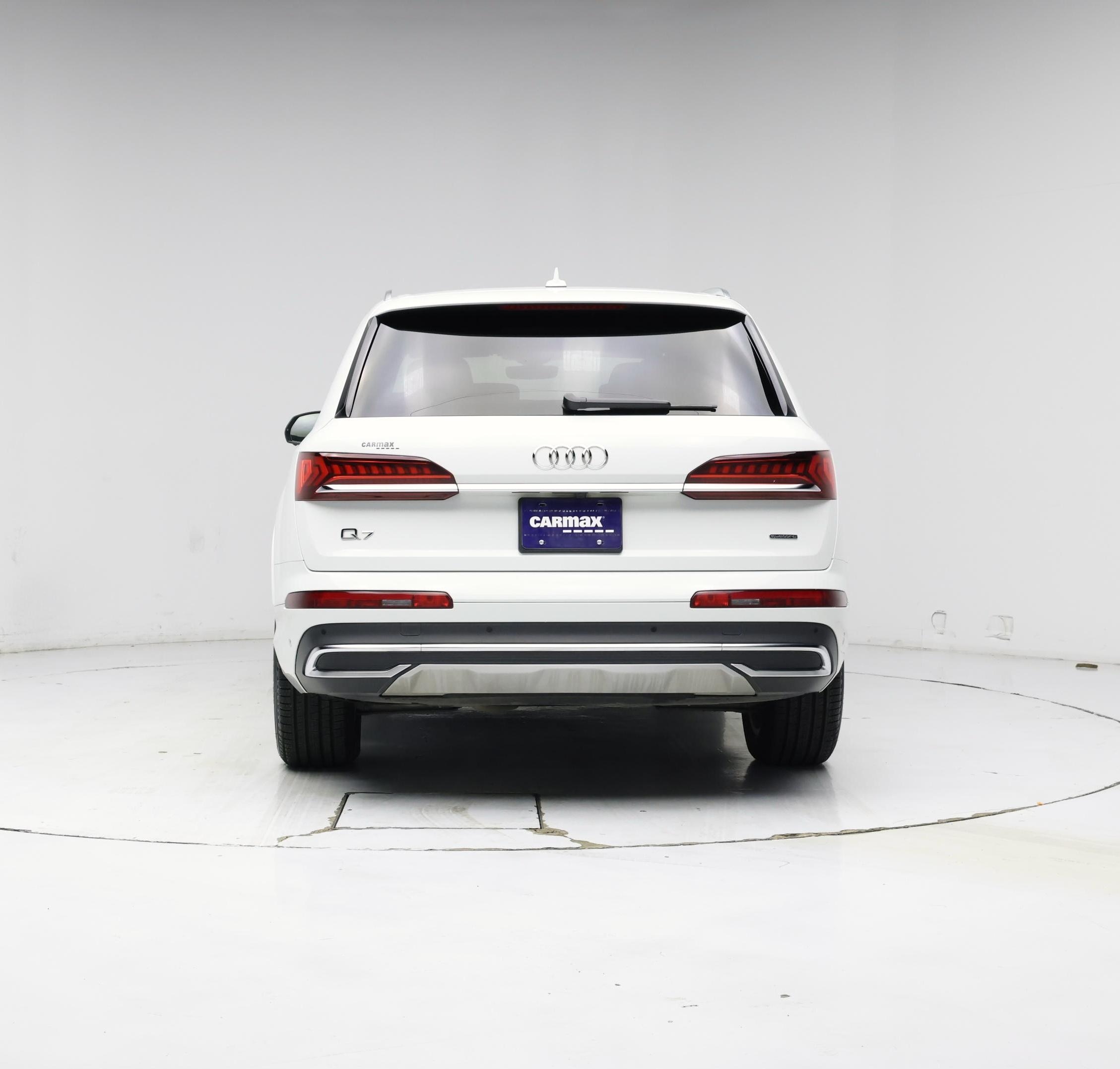 Thumbnail: 2023 Audi Q7 - 6