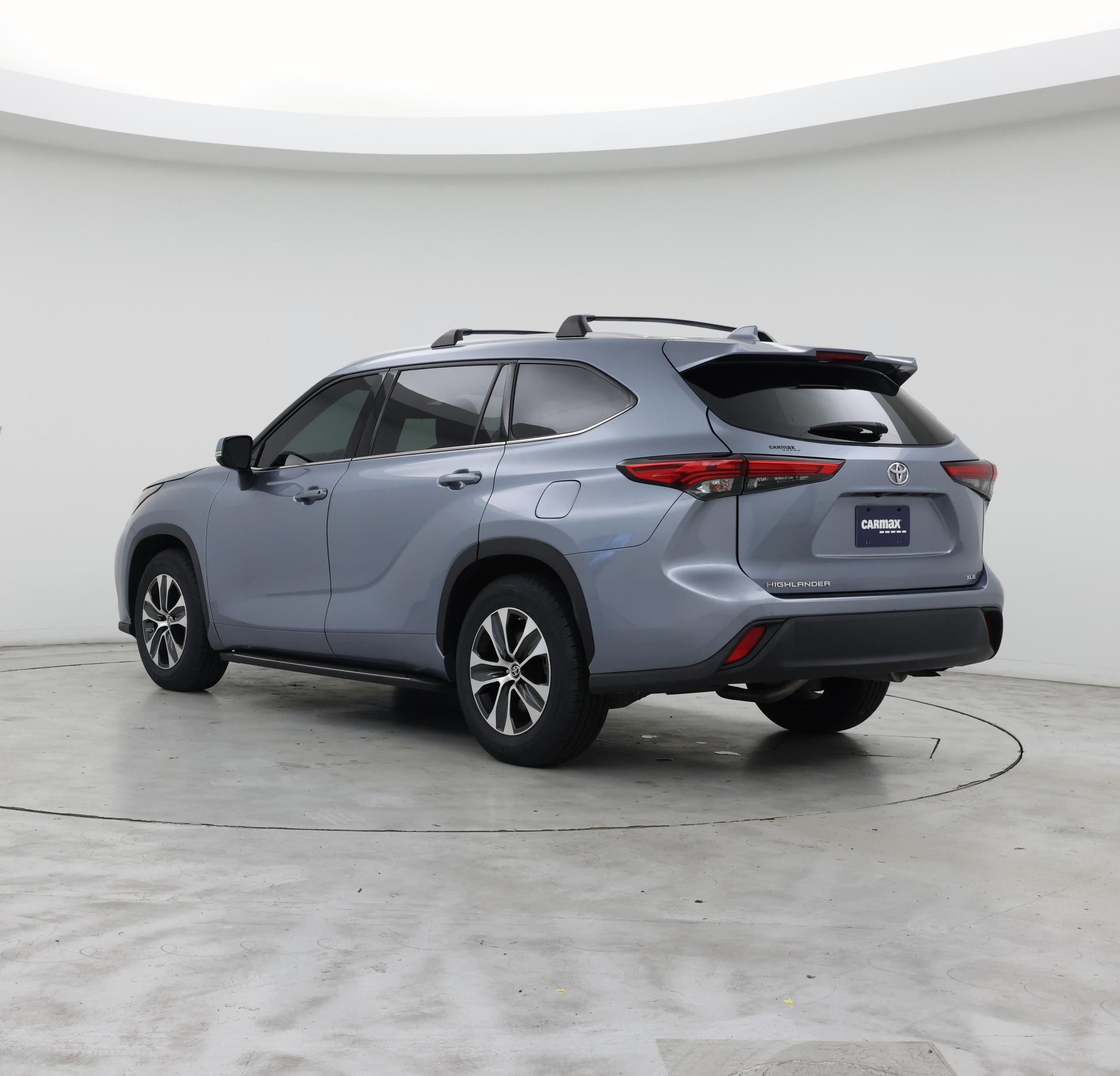 Thumbnail: 2022 Toyota Highlander - 2