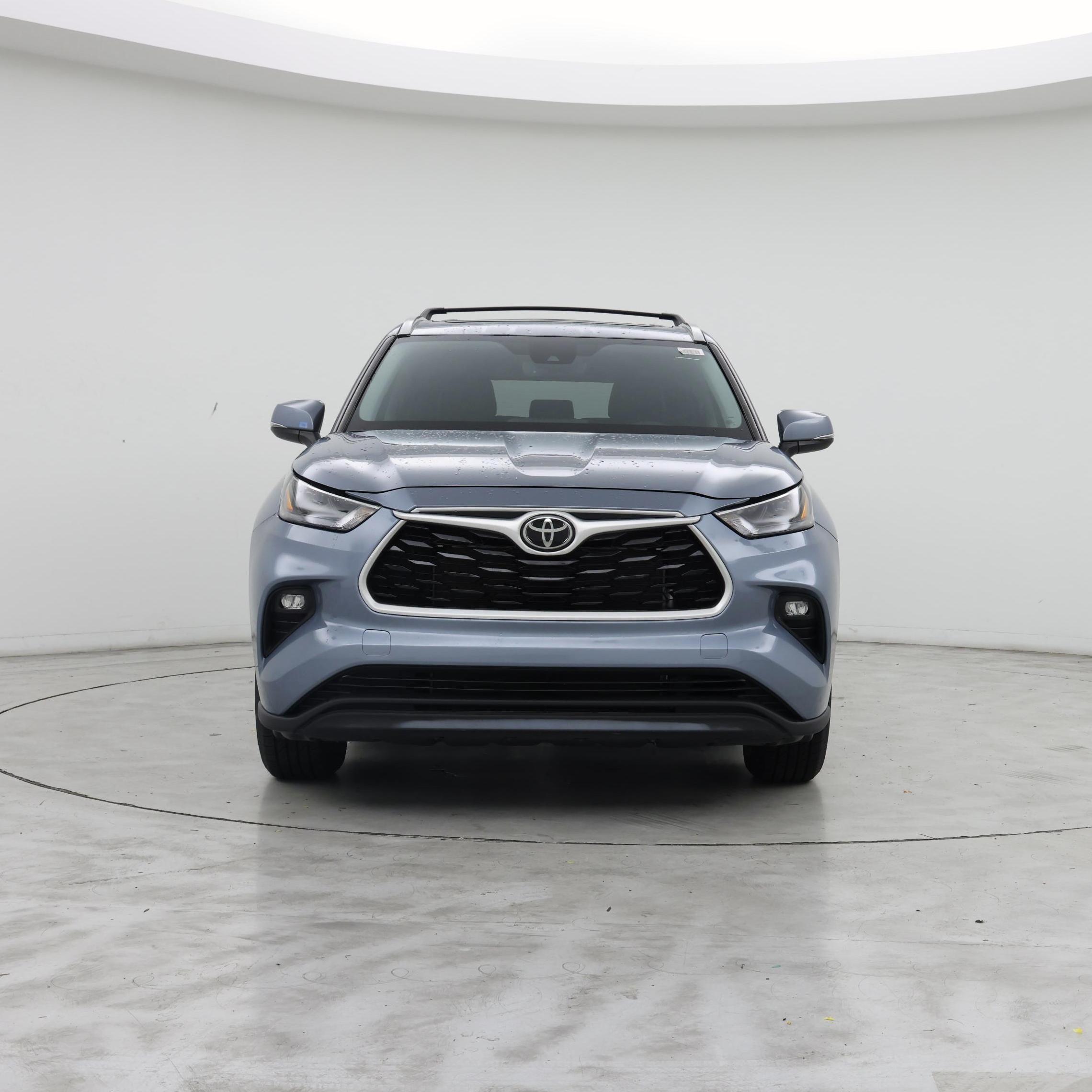 Thumbnail: 2022 Toyota Highlander - 5