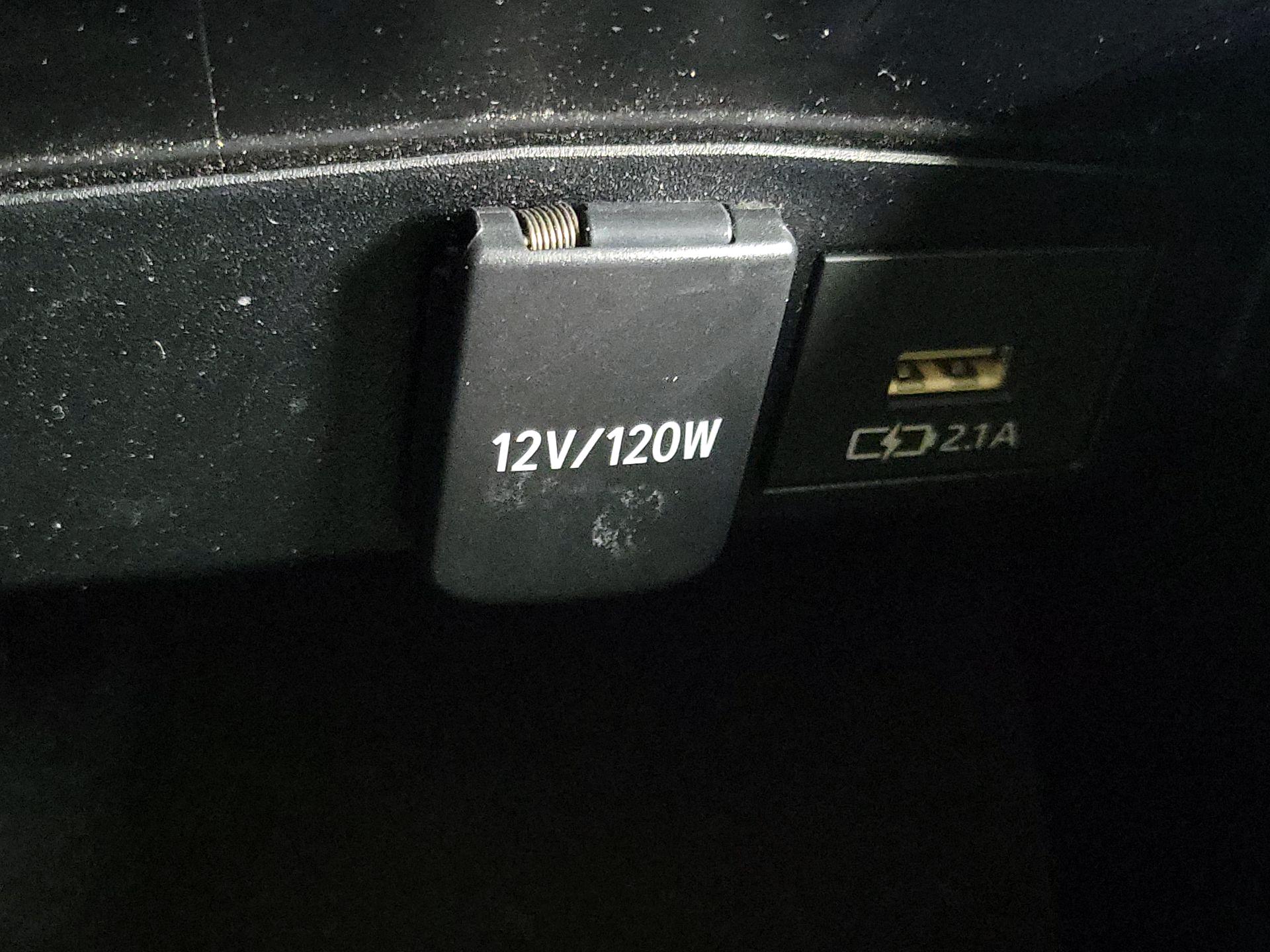 Thumbnail: 2021 Toyota Corolla - 18