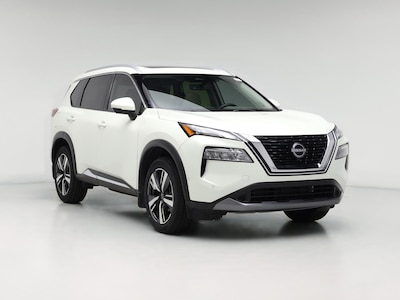 White 2023 Nissan Rogue SL