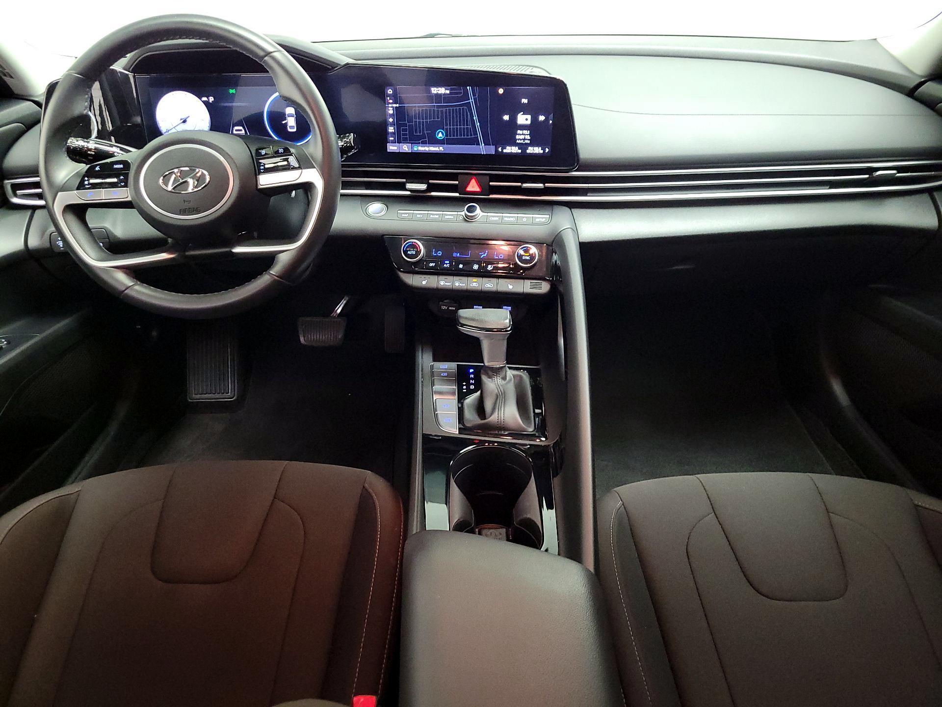 Thumbnail: 2023 Hyundai Elantra - 9