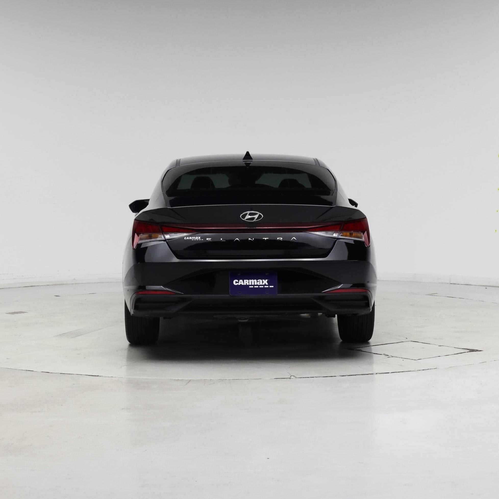 Thumbnail: 2023 Hyundai Elantra - 6