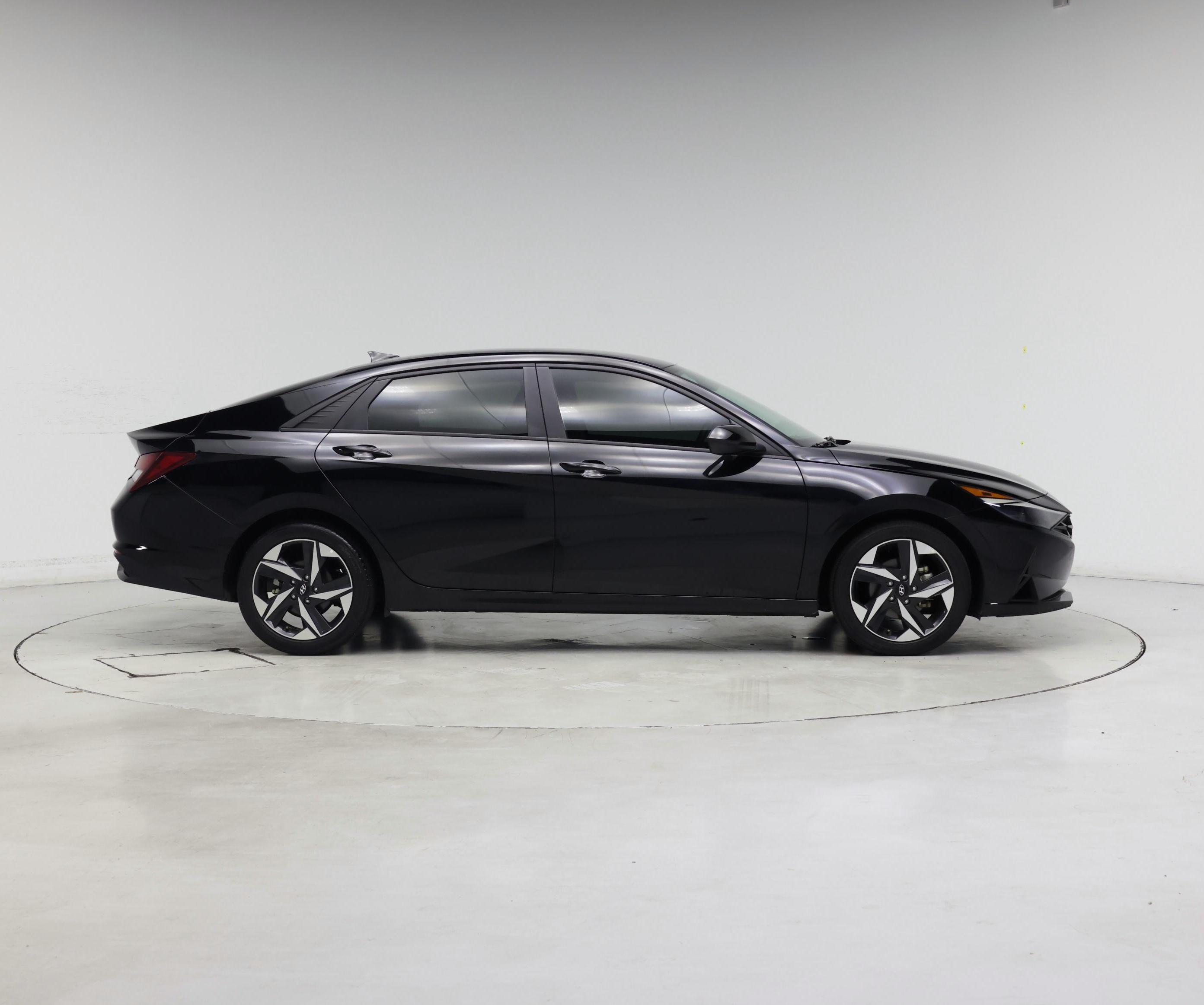 Thumbnail: 2023 Hyundai Elantra - 7