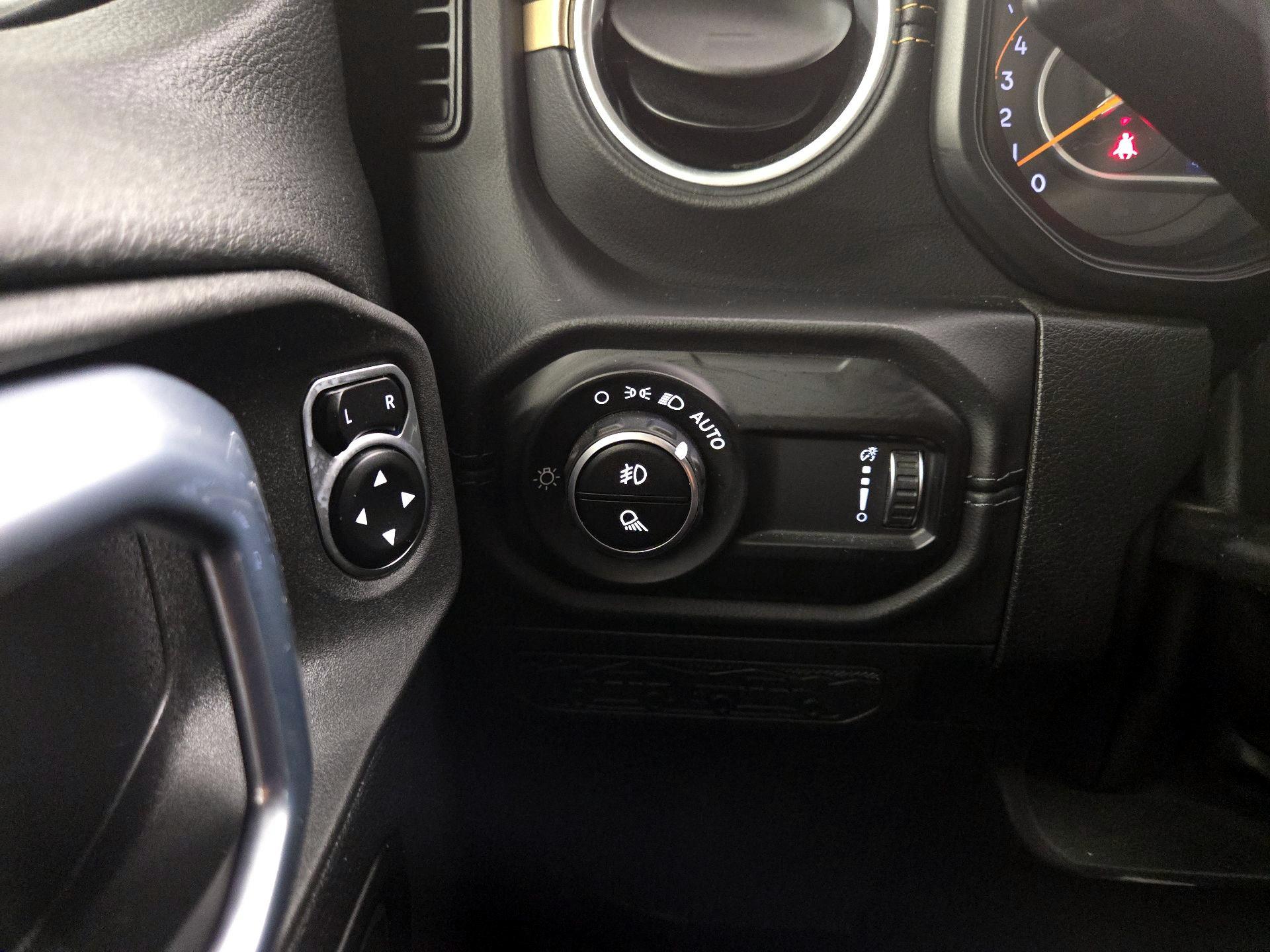 Thumbnail: 2024 Jeep Gladiator - 13