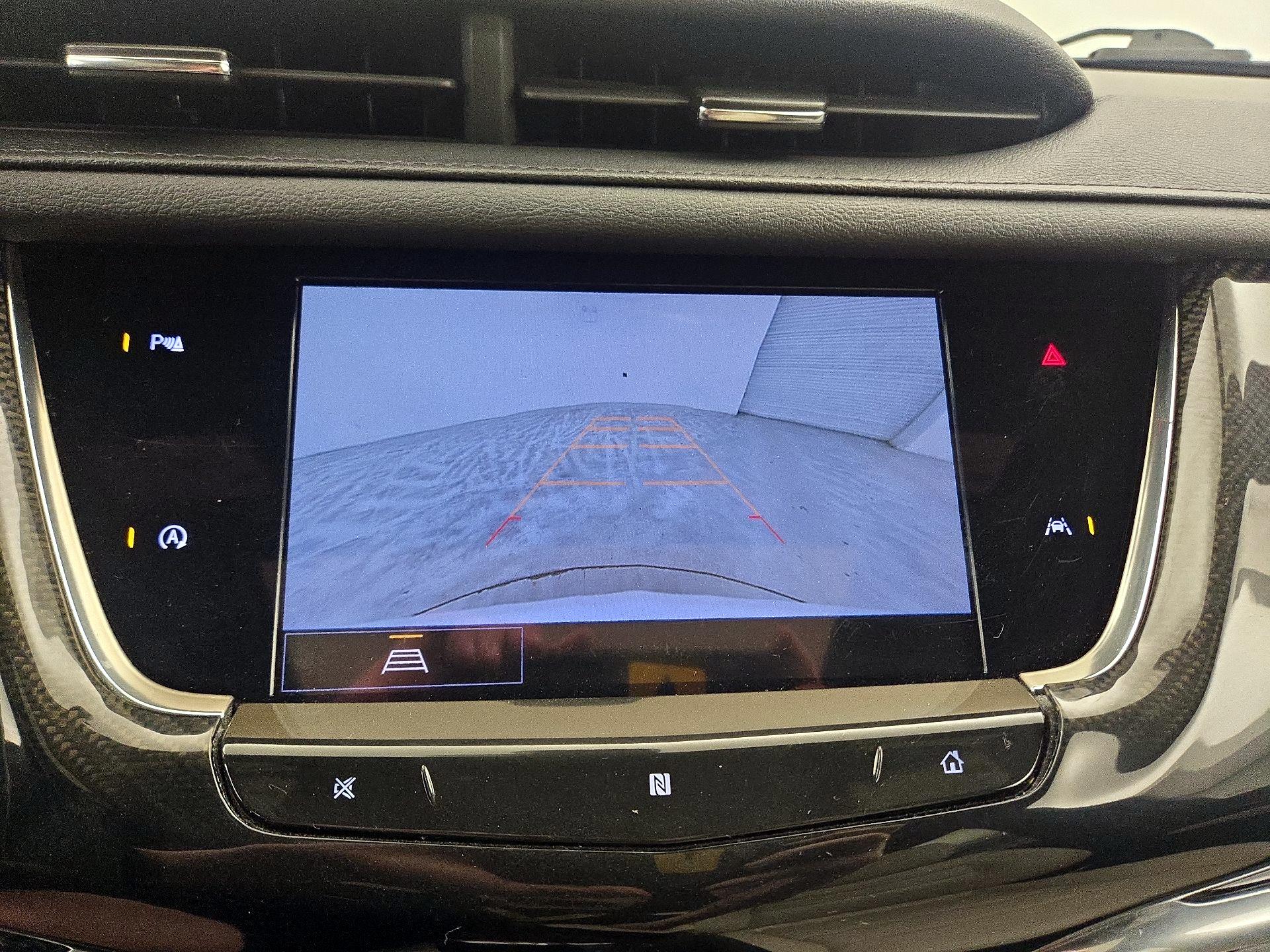 Thumbnail: 2021 Cadillac XT6 - 14