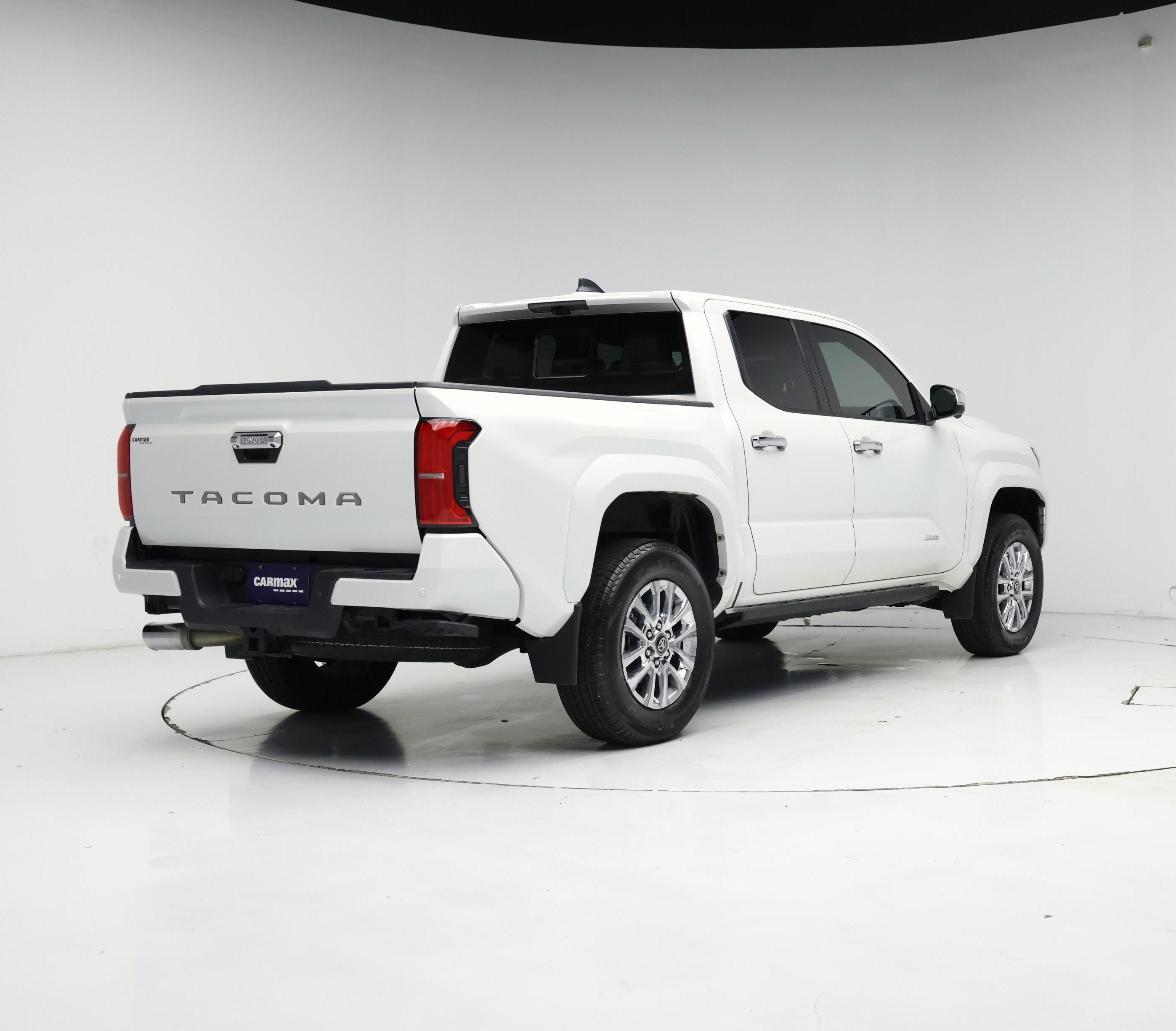 Thumbnail: 2024 Toyota Tacoma - 8