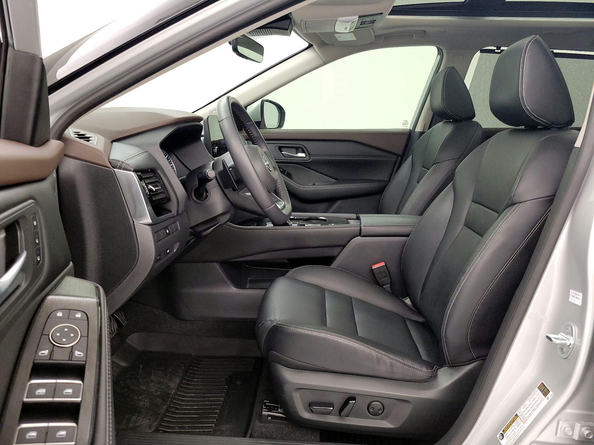 Thumbnail: 2023 Nissan Rogue - 11