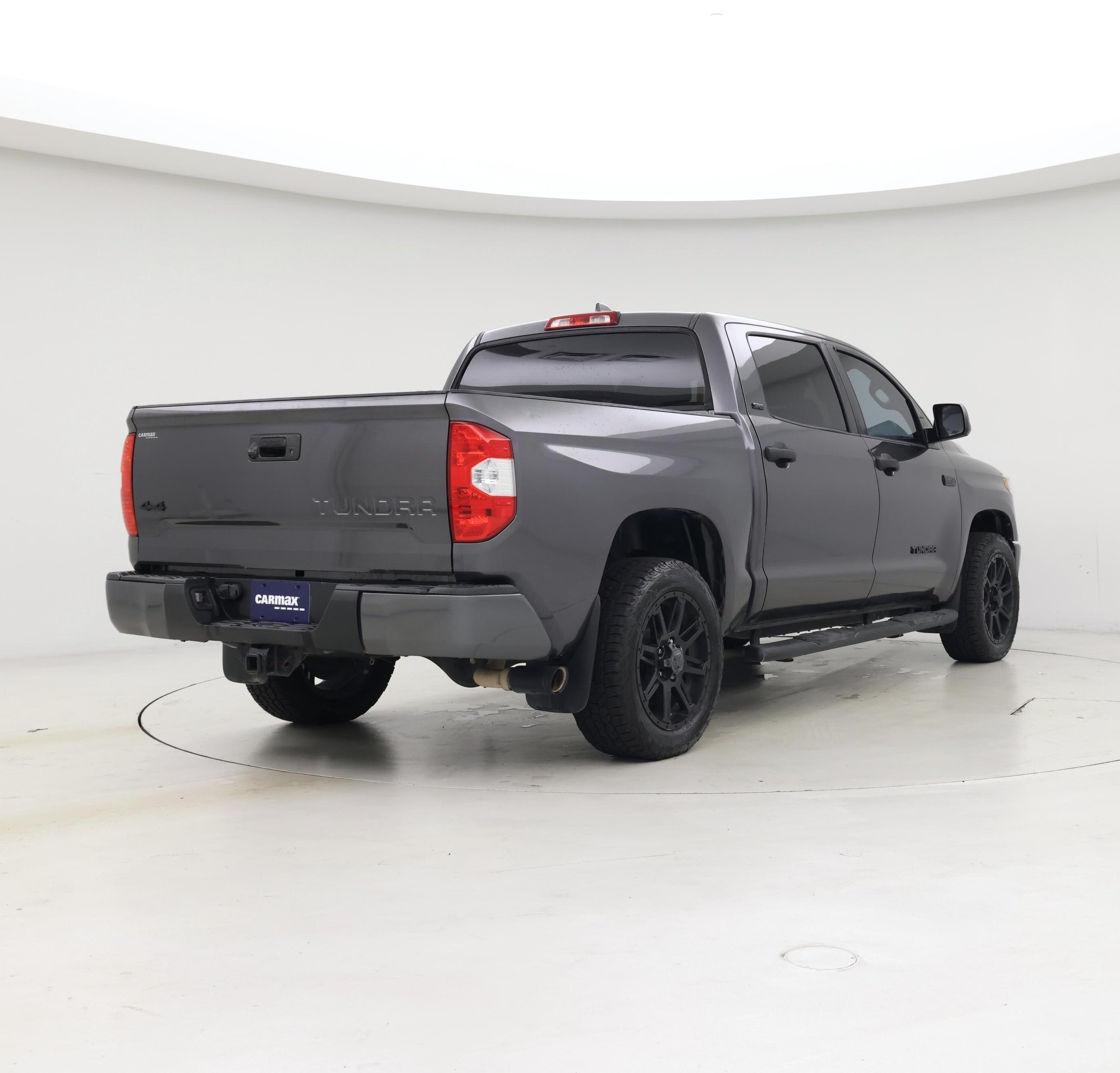 Thumbnail: 2020 Toyota Tundra - 8