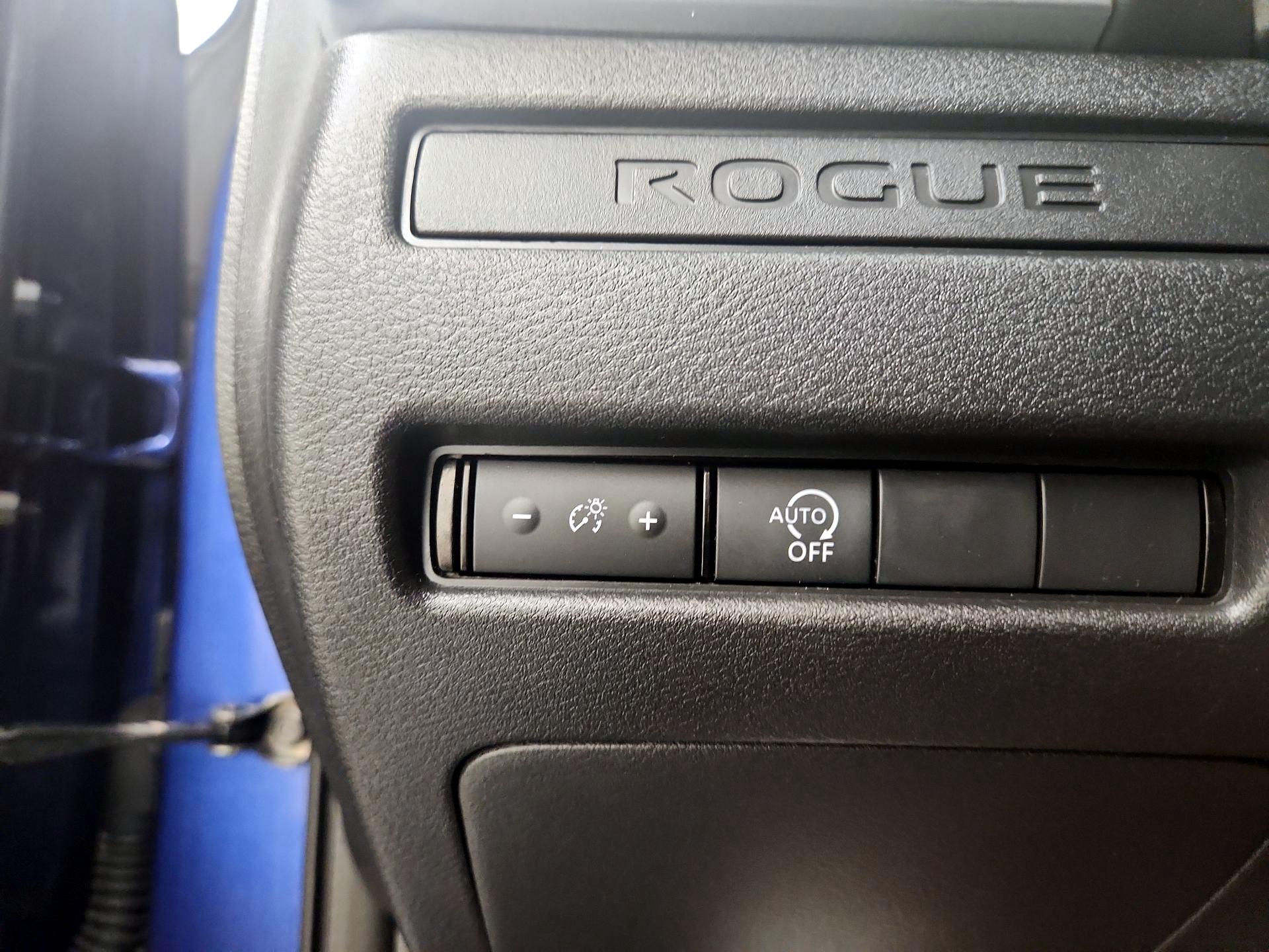 Thumbnail: 2023 Nissan Rogue - 13