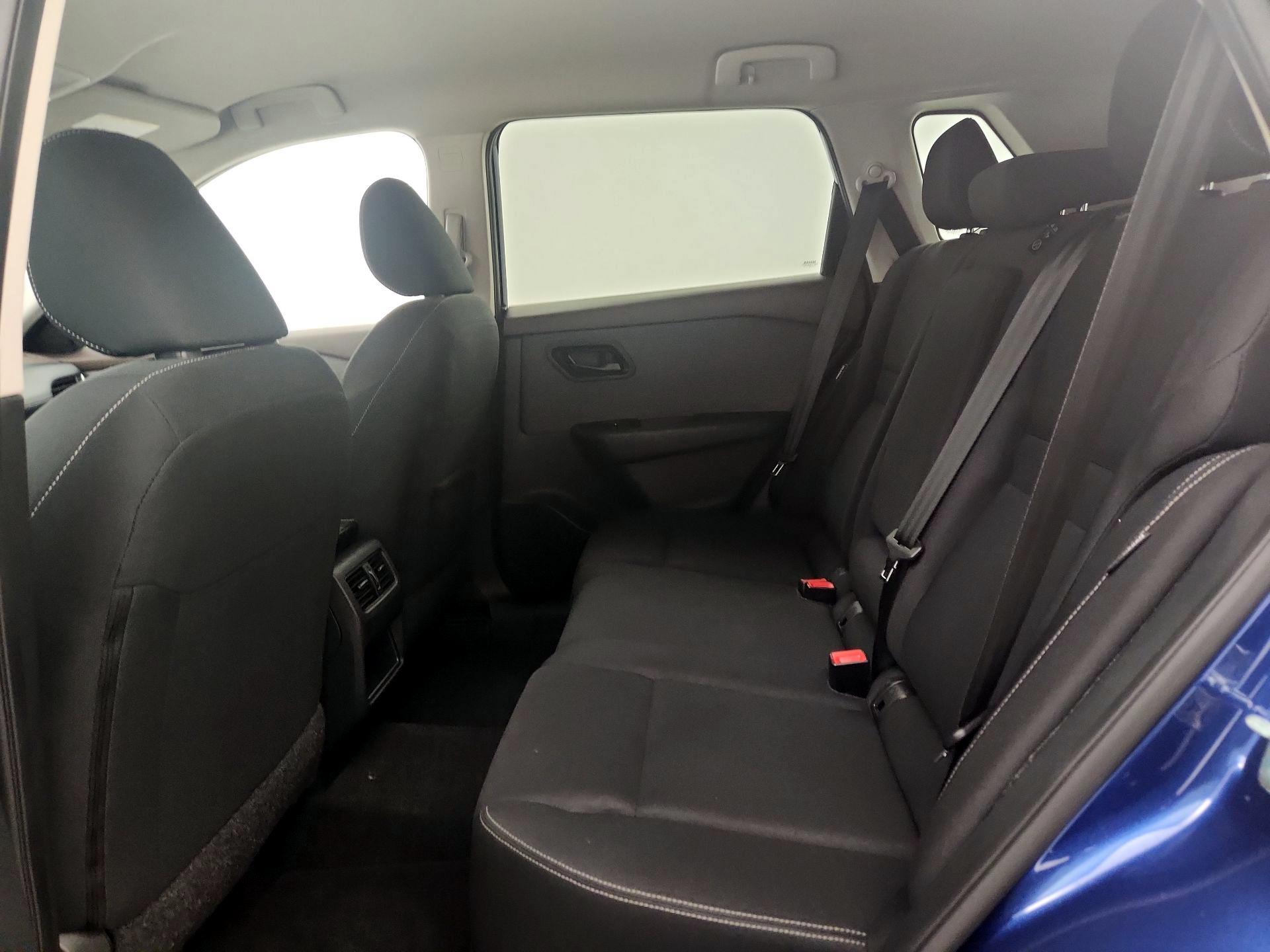 Thumbnail: 2023 Nissan Rogue - 19