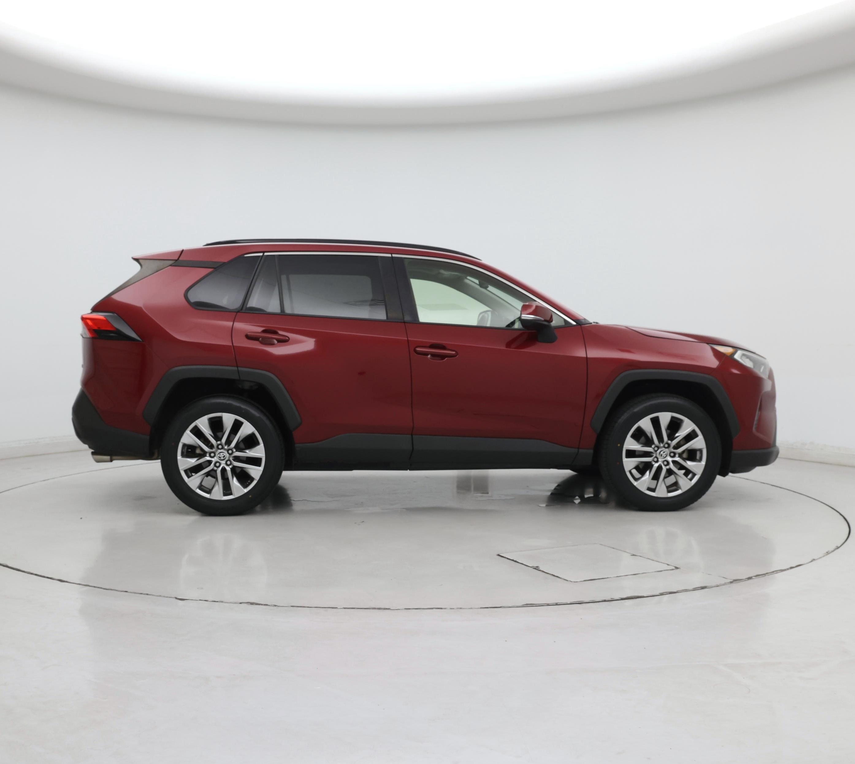Thumbnail: 2020 Toyota RAV4 - 7
