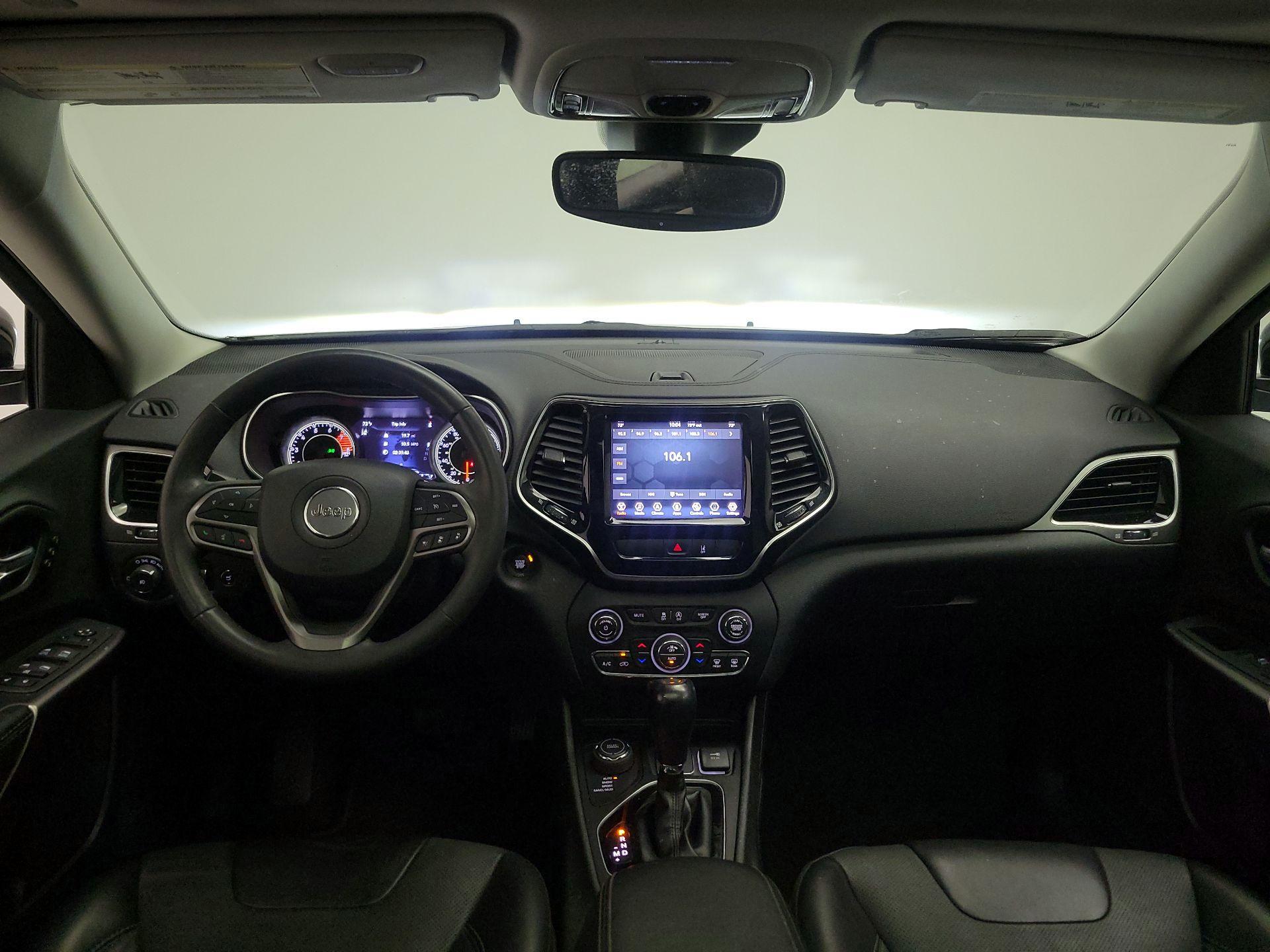 Thumbnail: 2022 Jeep Cherokee - 9