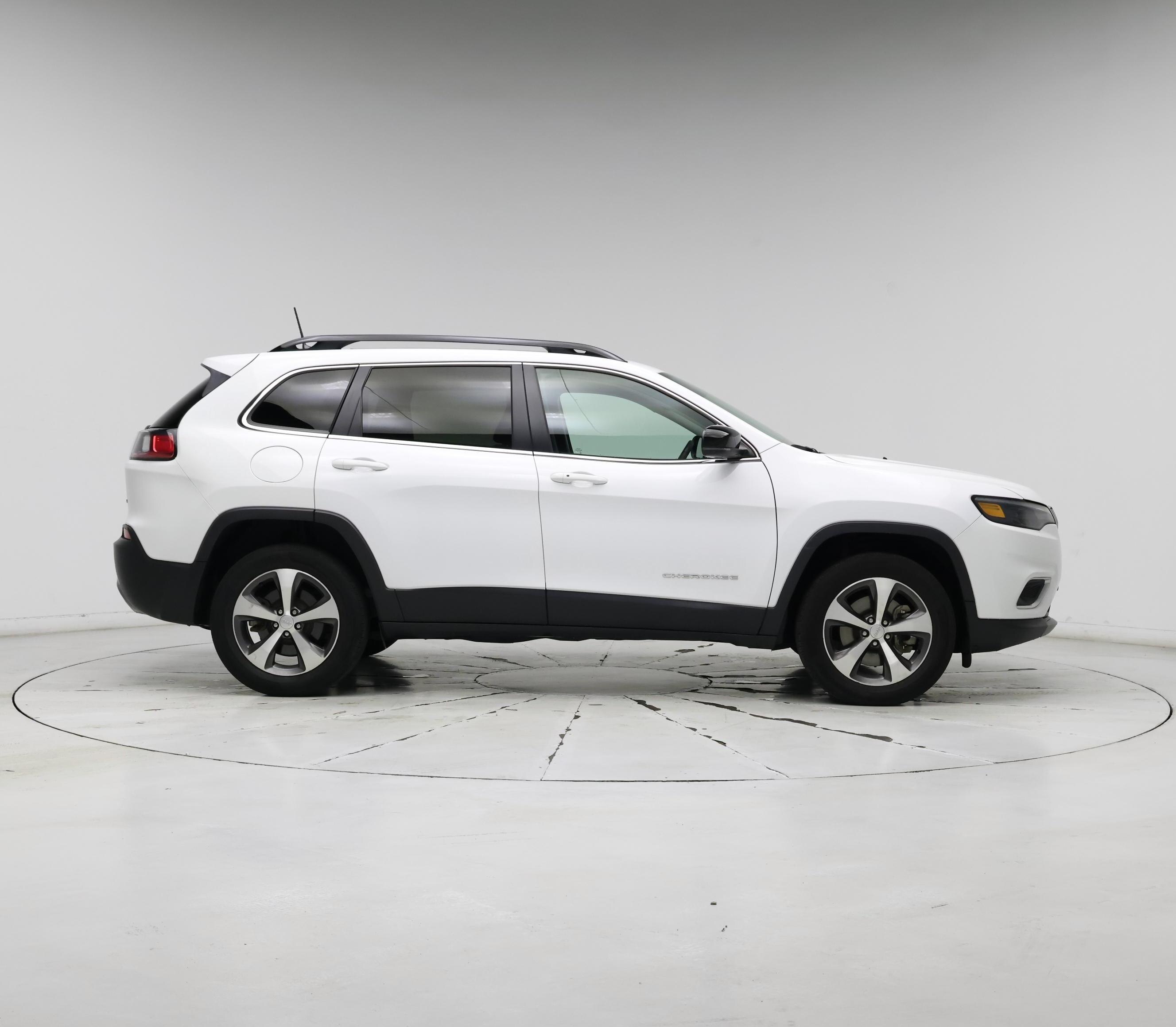Thumbnail: 2022 Jeep Cherokee - 7