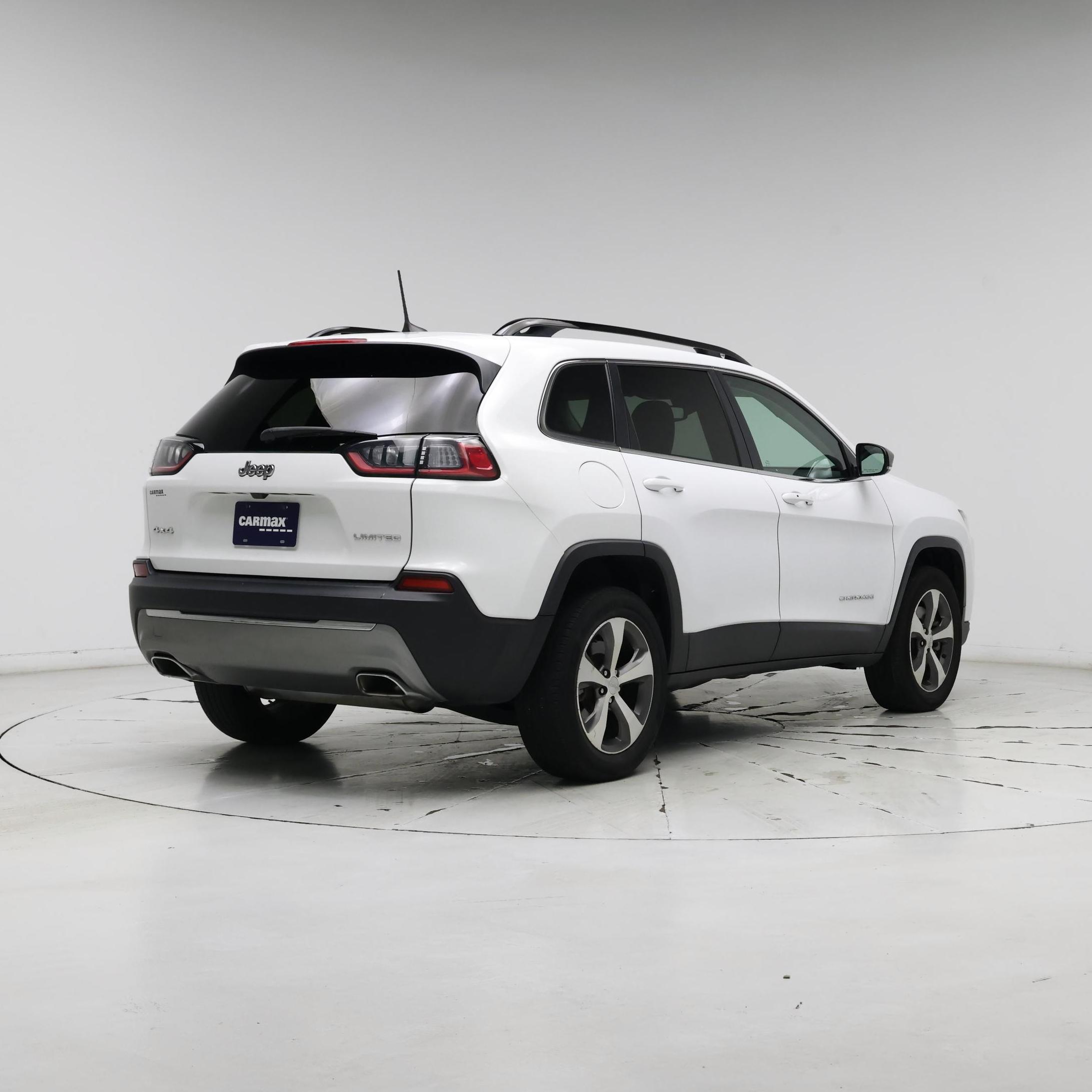 Thumbnail: 2022 Jeep Cherokee - 8