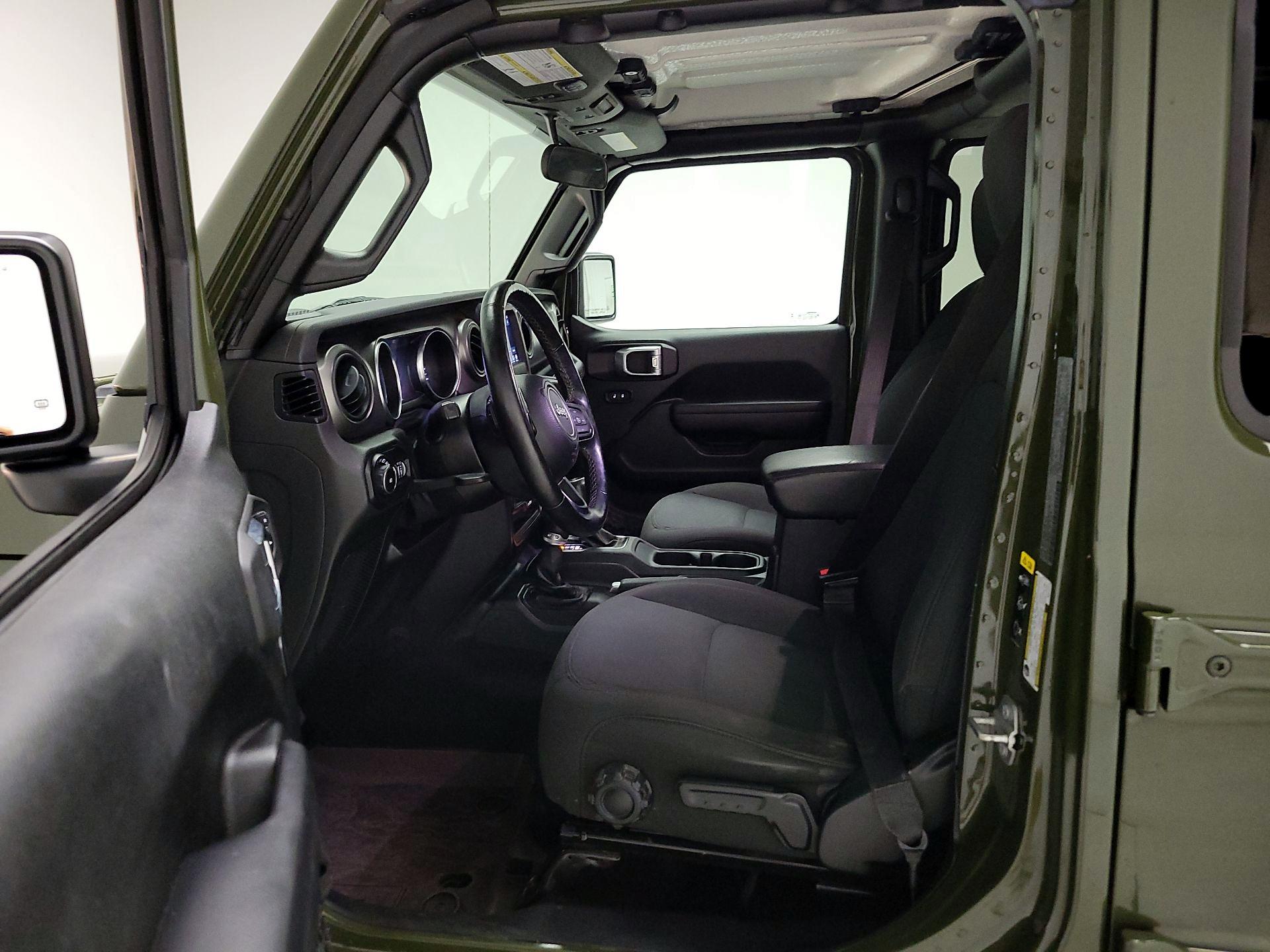 Thumbnail: 2021 Jeep Wrangler - 11
