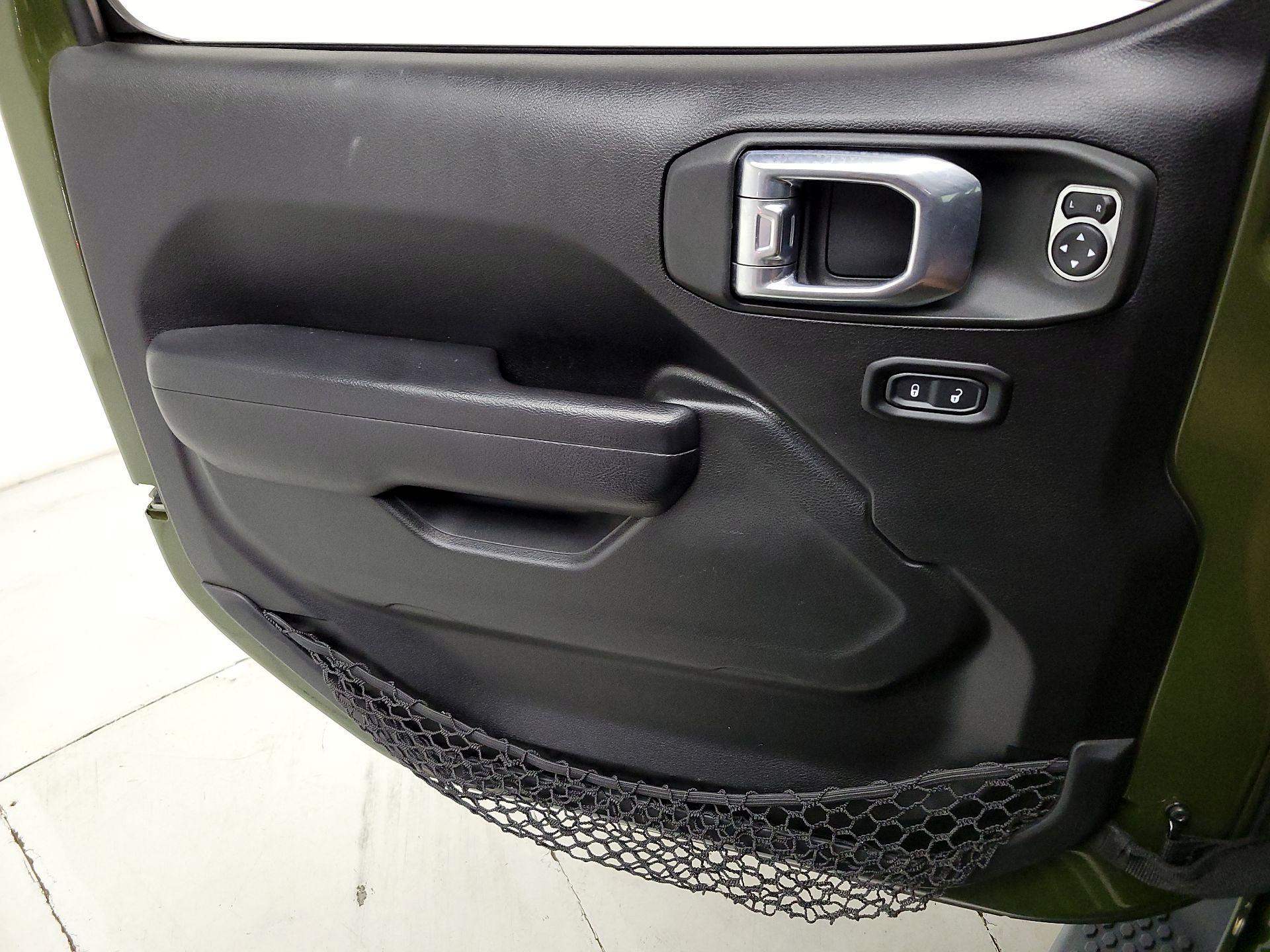 Thumbnail: 2021 Jeep Wrangler - 12