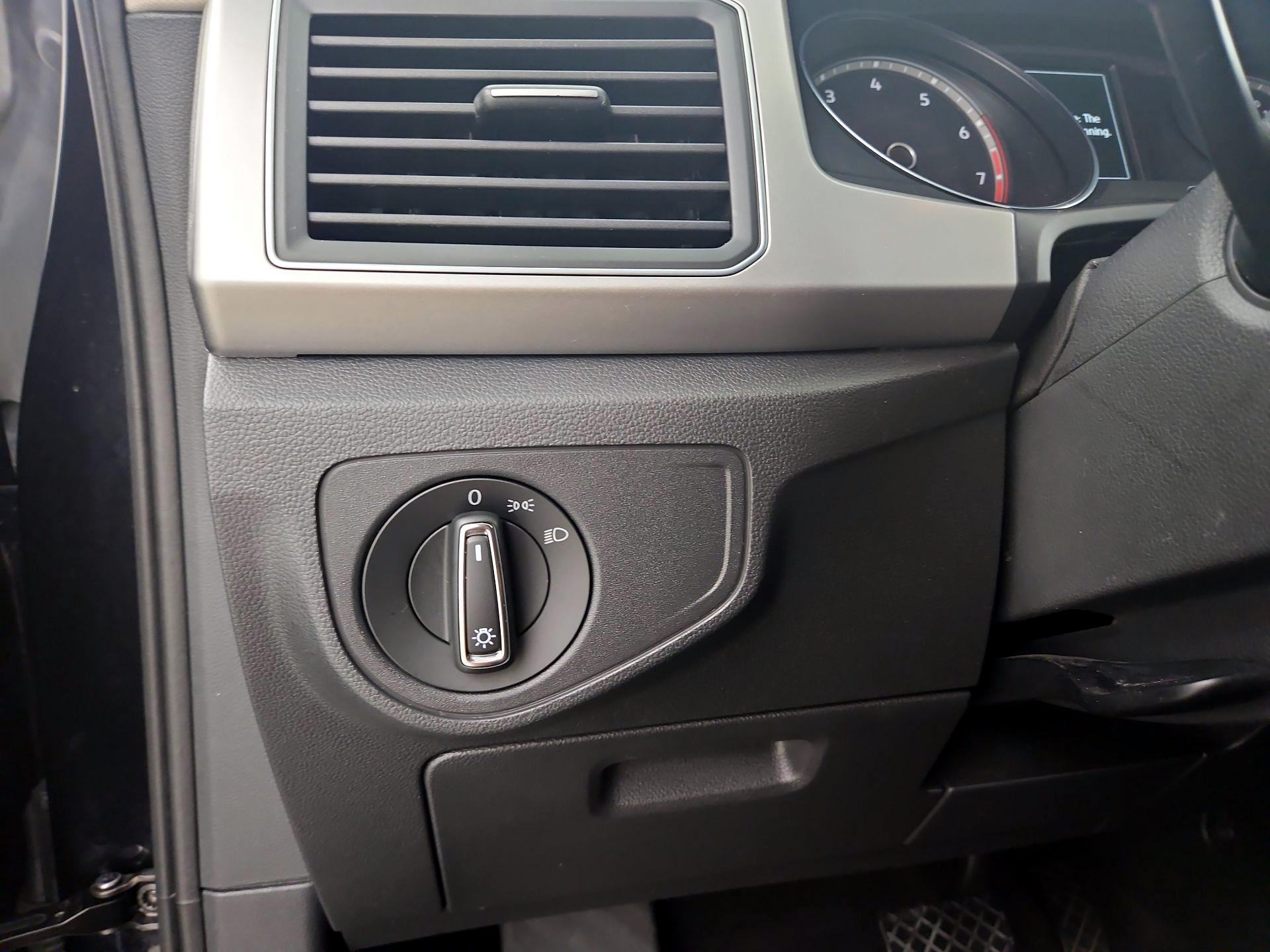 Thumbnail: 2018 Volkswagen Atlas - 13