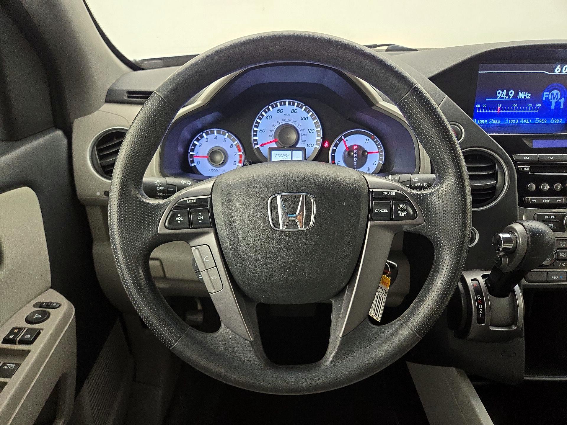 Thumbnail: 2015 Honda Pilot - 10