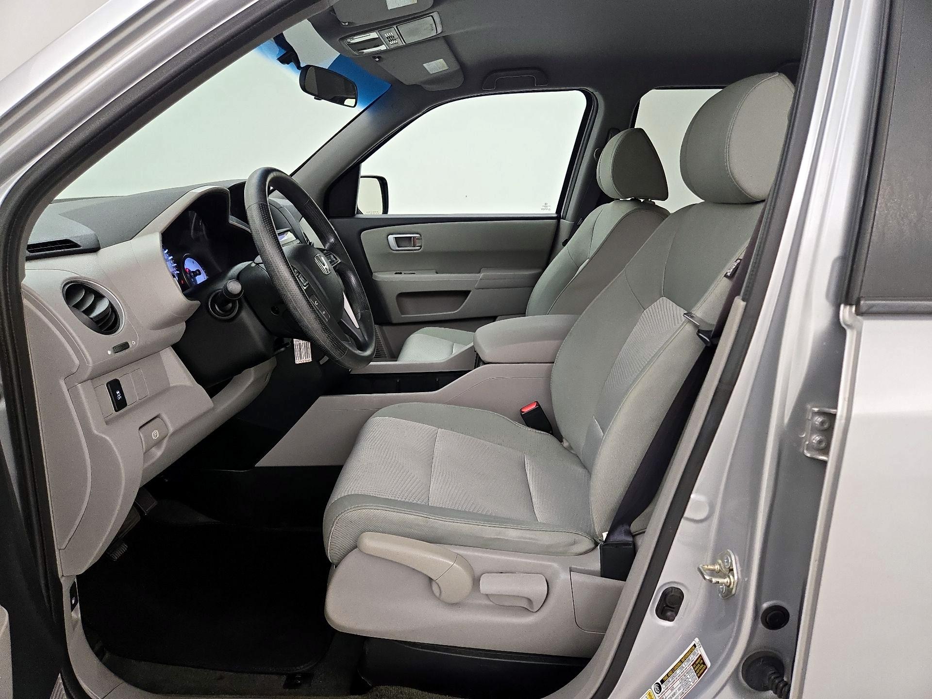 Thumbnail: 2015 Honda Pilot - 11