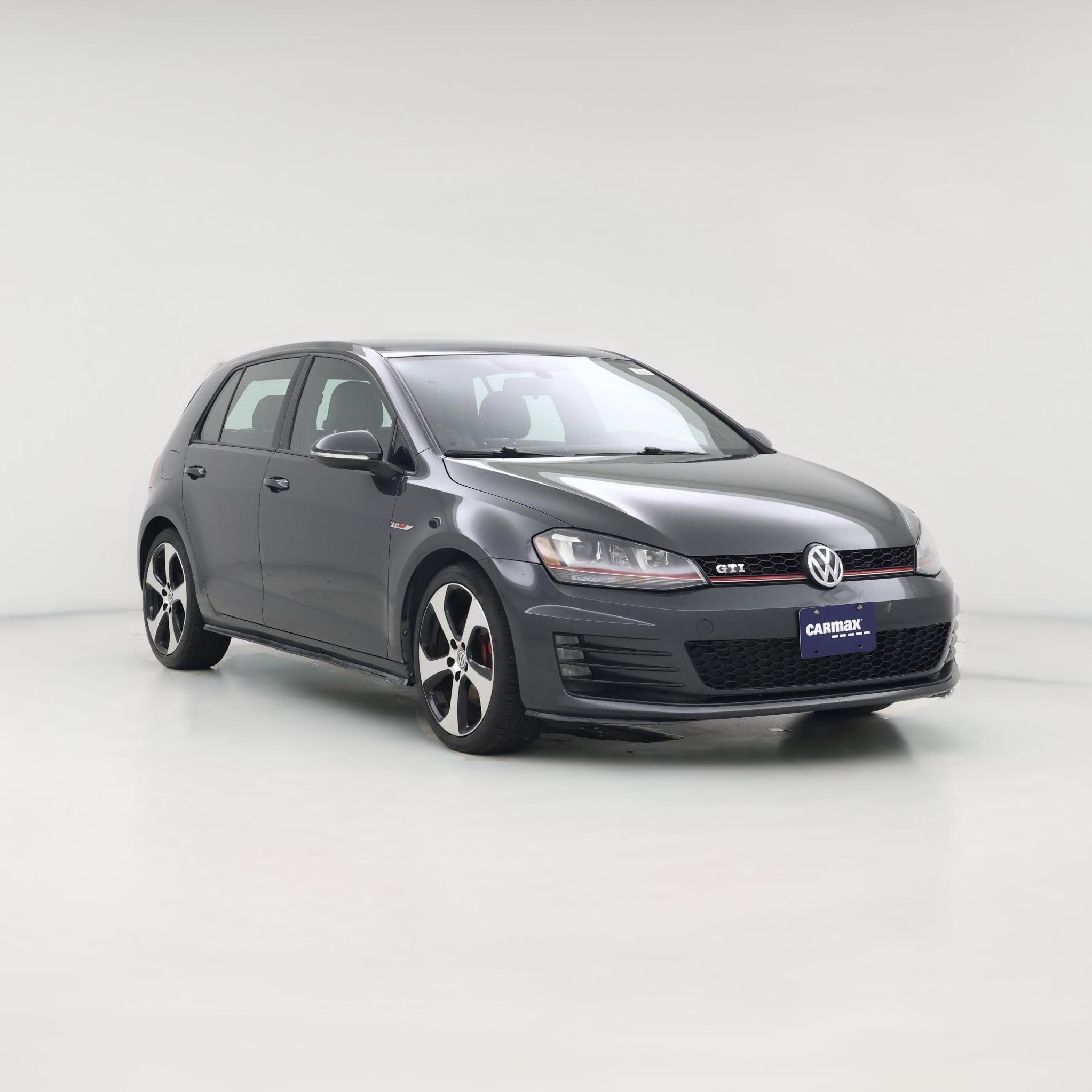 Thumbnail: 2015 Volkswagen Golf - 1