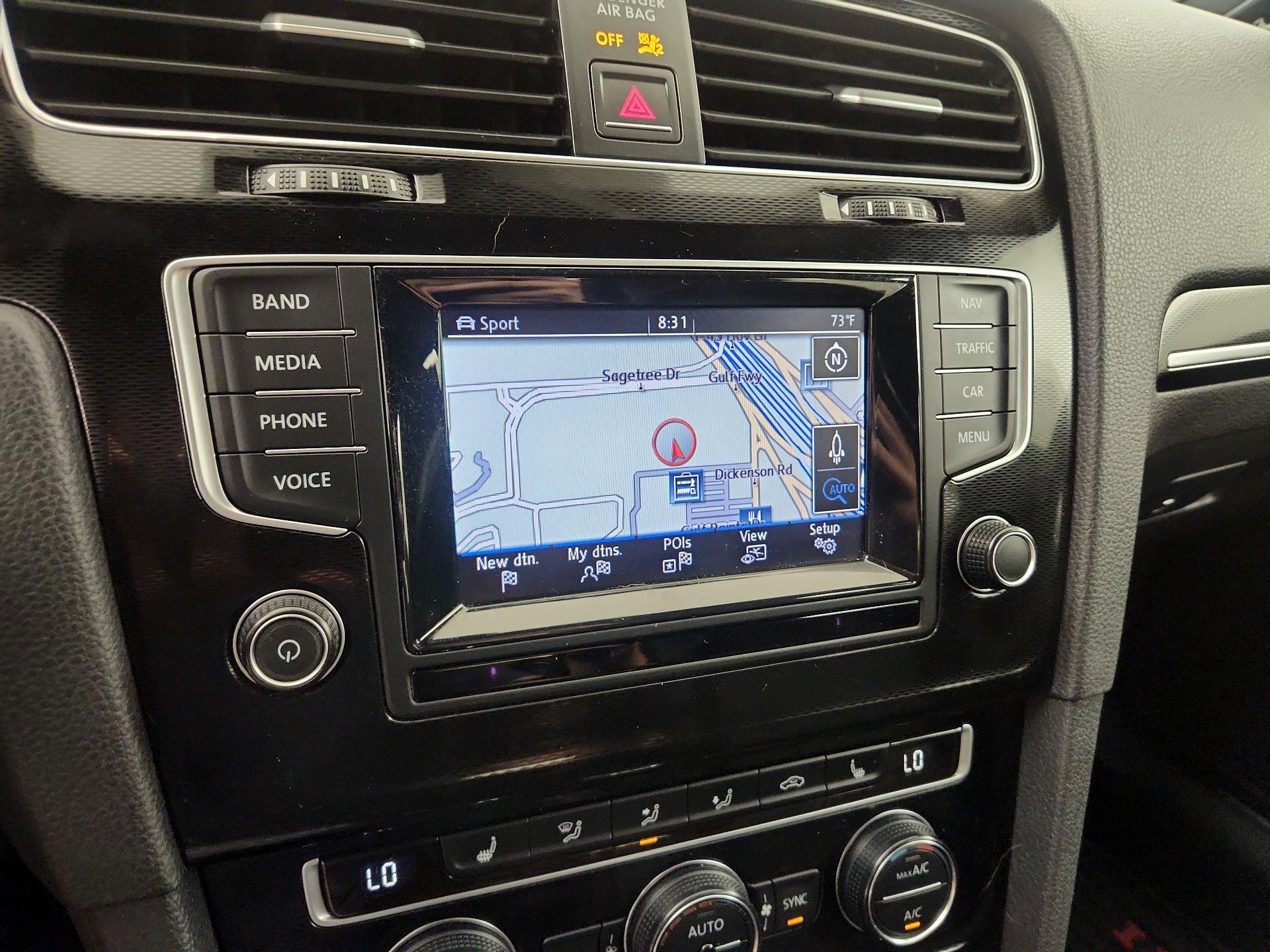Thumbnail: 2015 Volkswagen Golf - 14