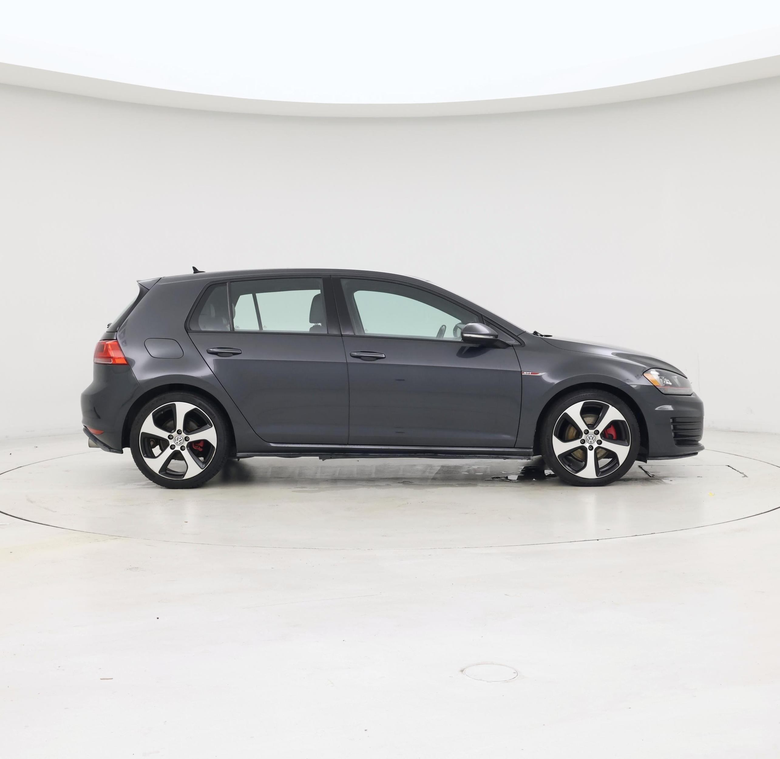 Thumbnail: 2015 Volkswagen Golf - 7