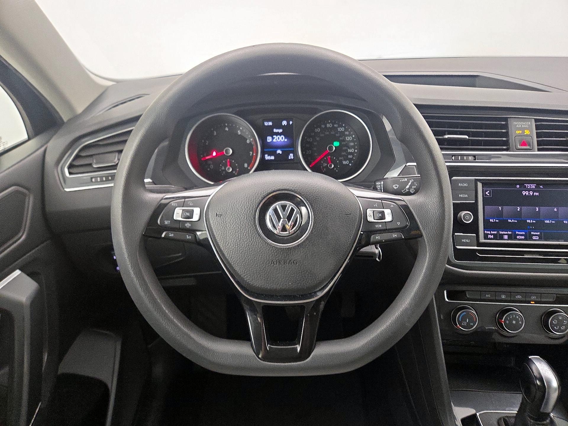 Thumbnail: 2020 Volkswagen Tiguan - 10