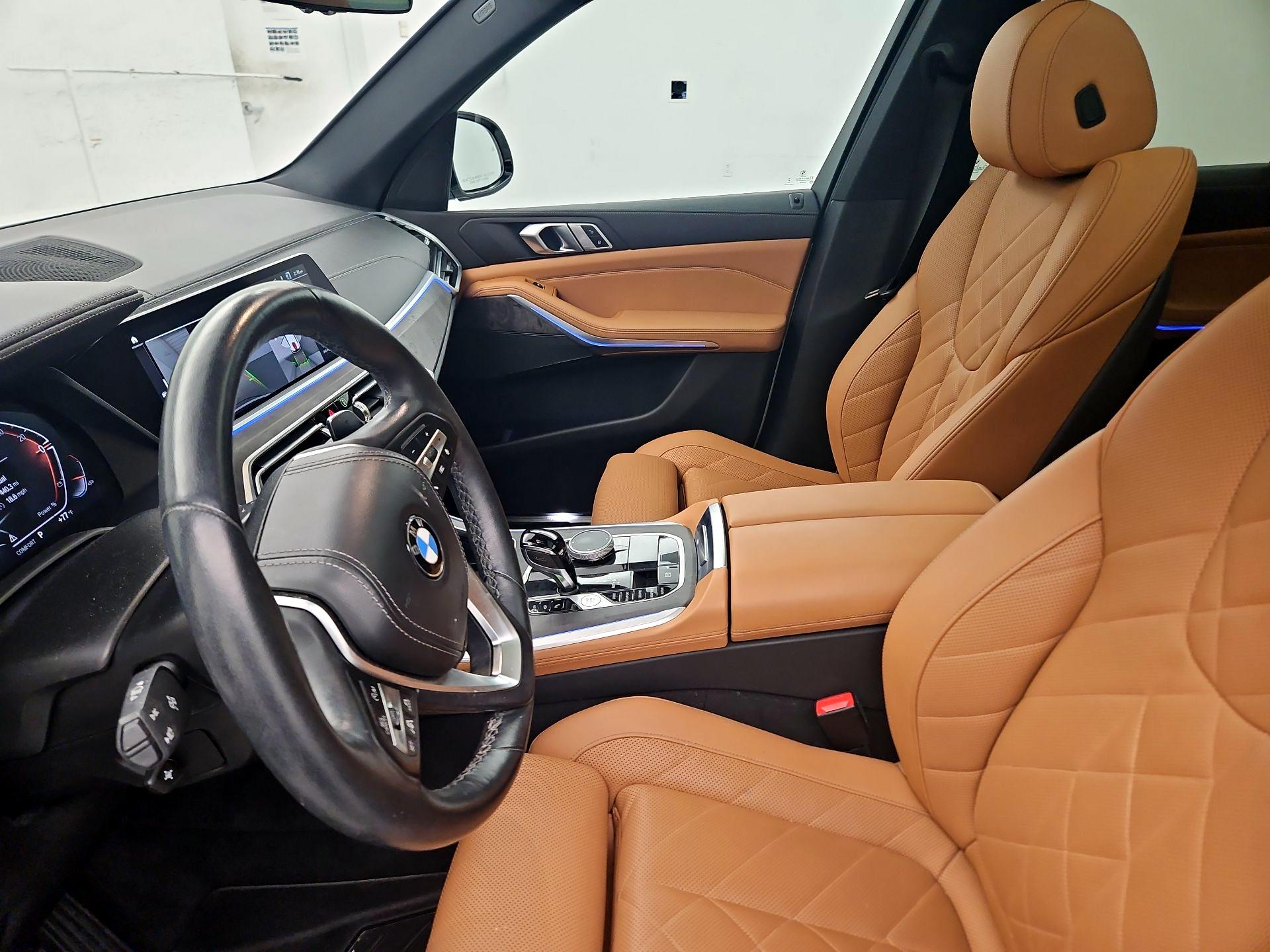 Thumbnail: 2023 BMW X5 - 11