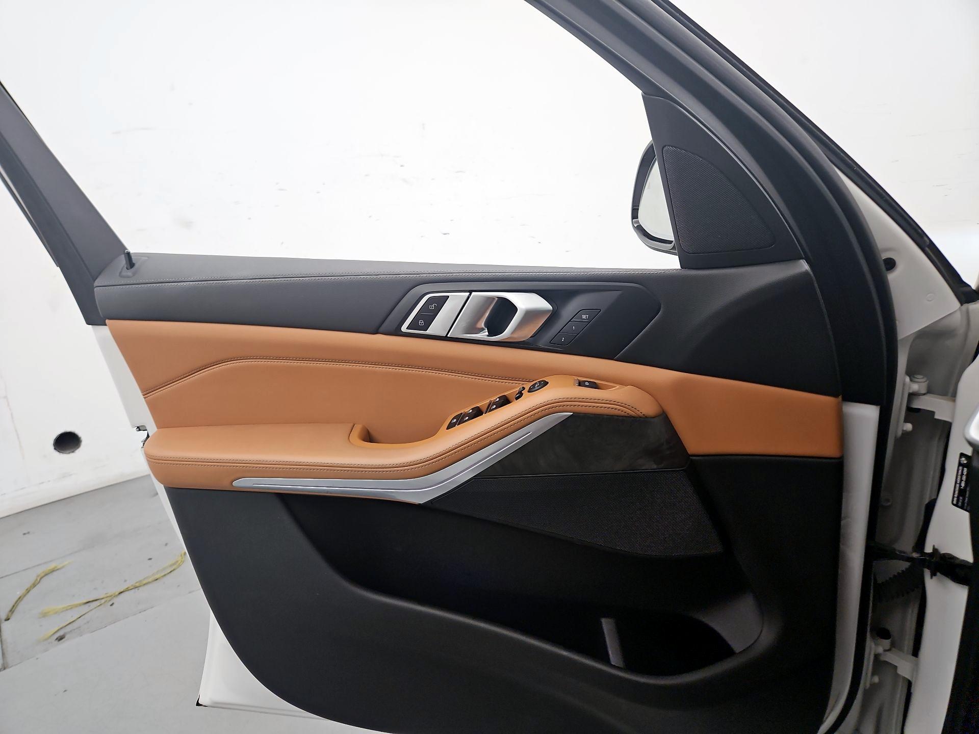 Thumbnail: 2023 BMW X5 - 12