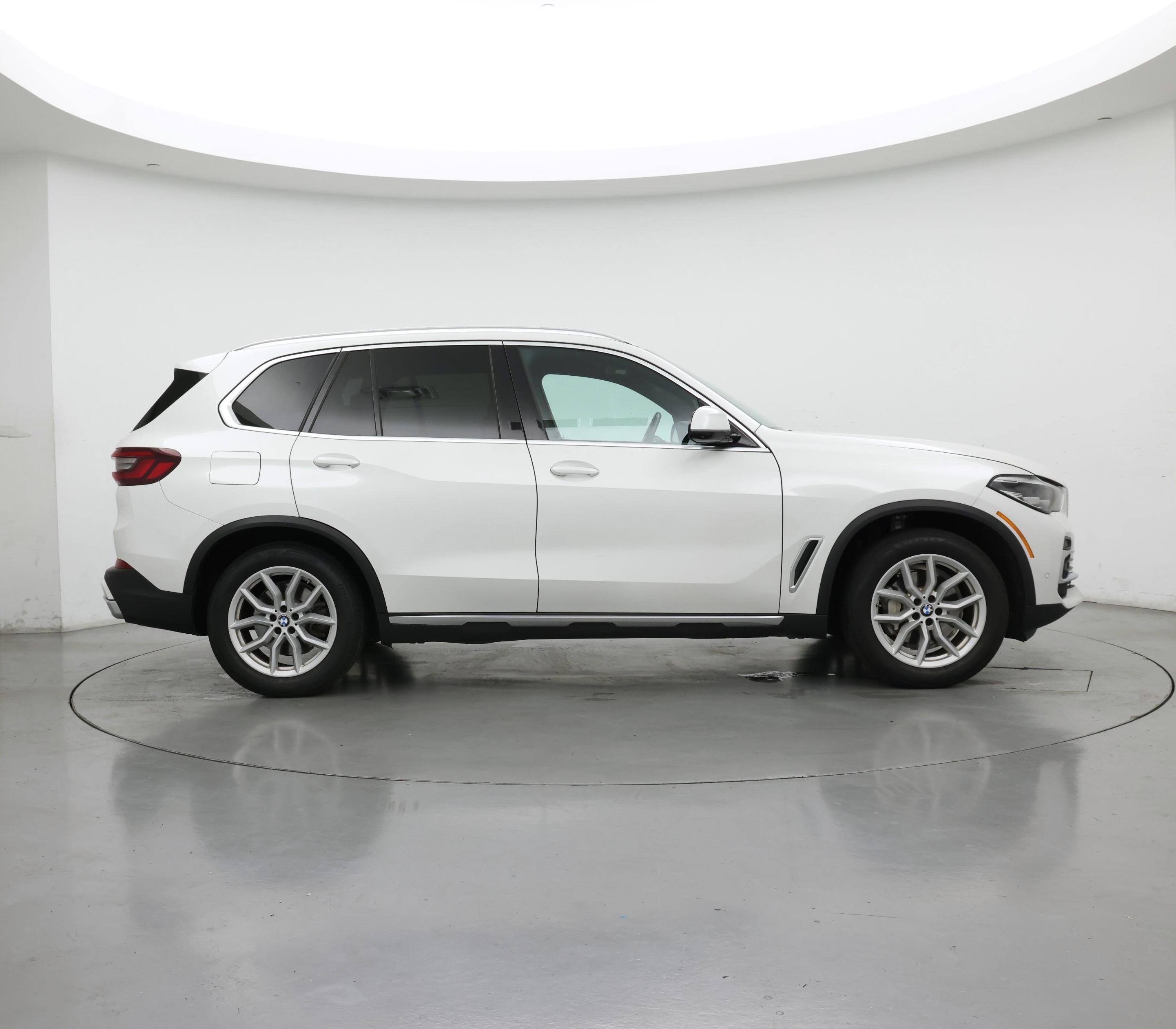 Thumbnail: 2023 BMW X5 - 7