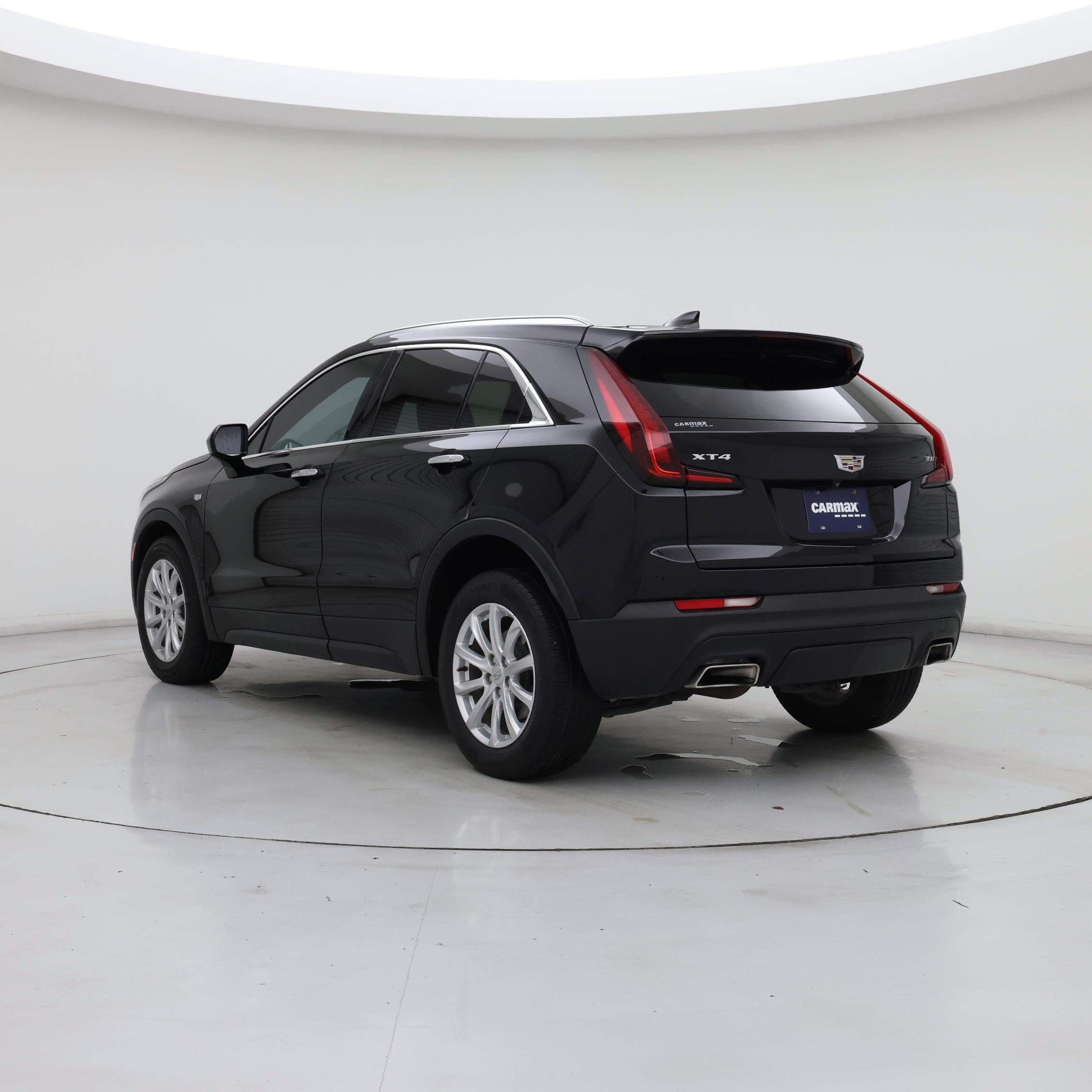 Thumbnail: 2022 Cadillac XT4 - 2