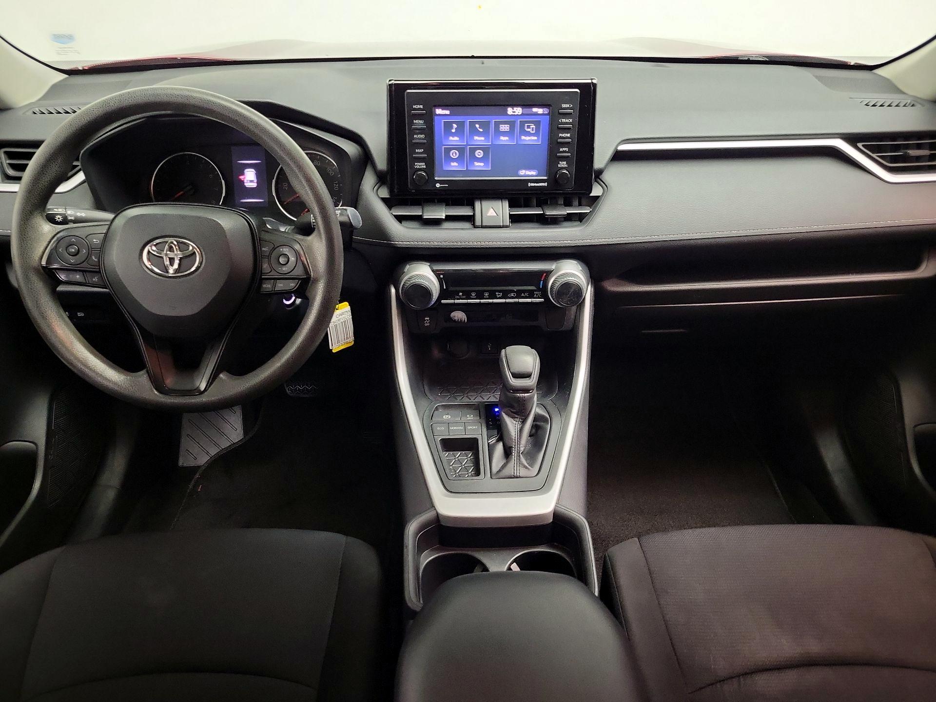 Thumbnail: 2020 Toyota RAV4 - 9