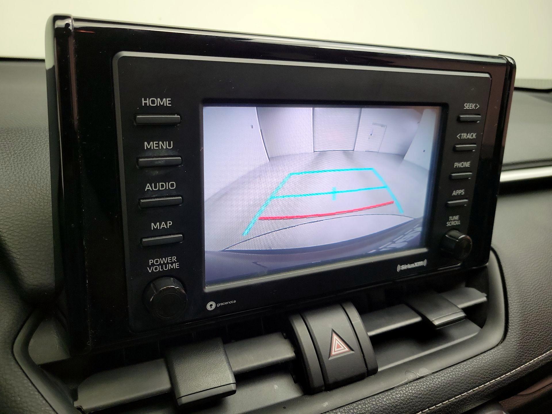 Thumbnail: 2020 Toyota RAV4 - 15