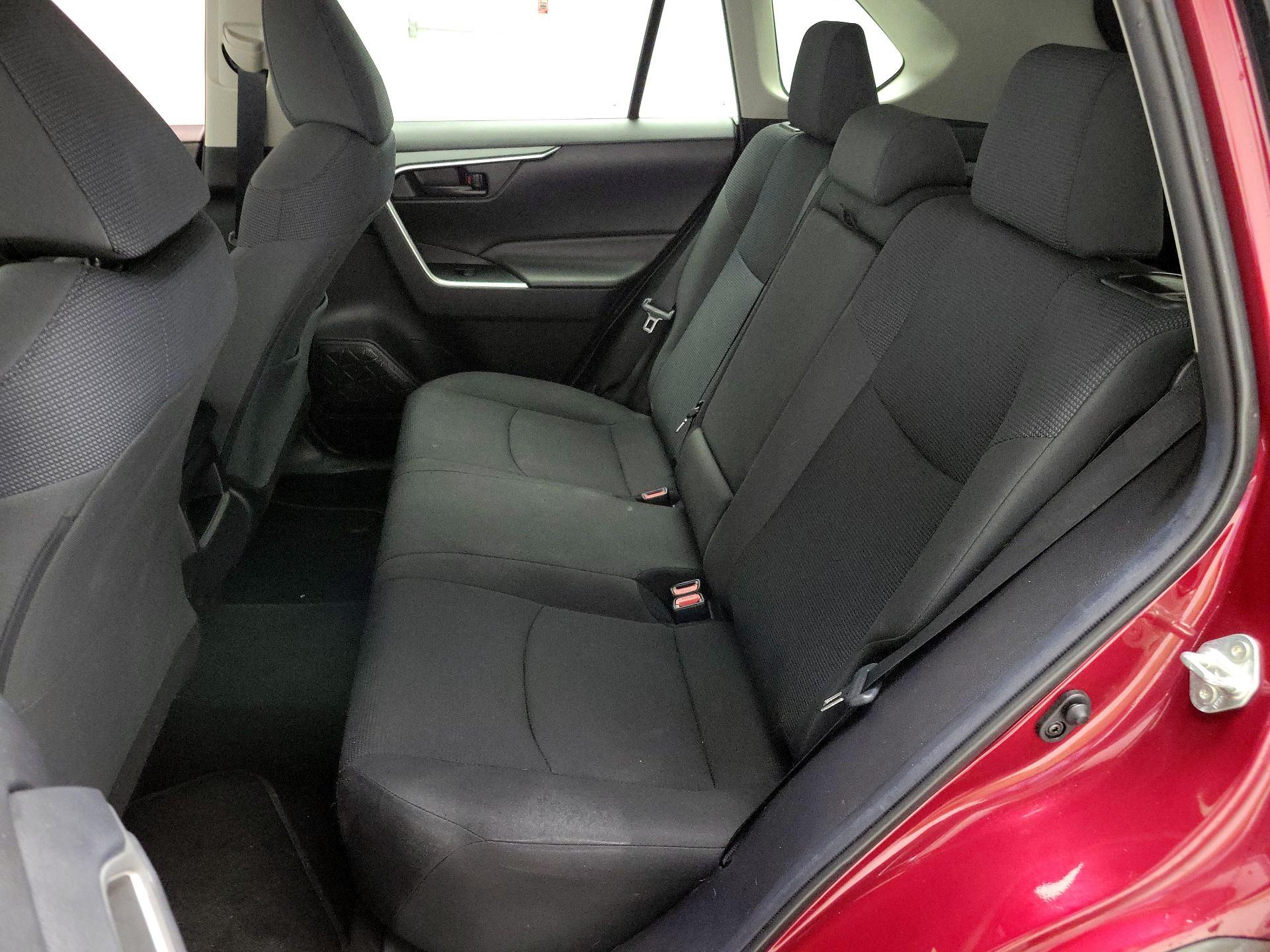 Thumbnail: 2020 Toyota RAV4 - 20