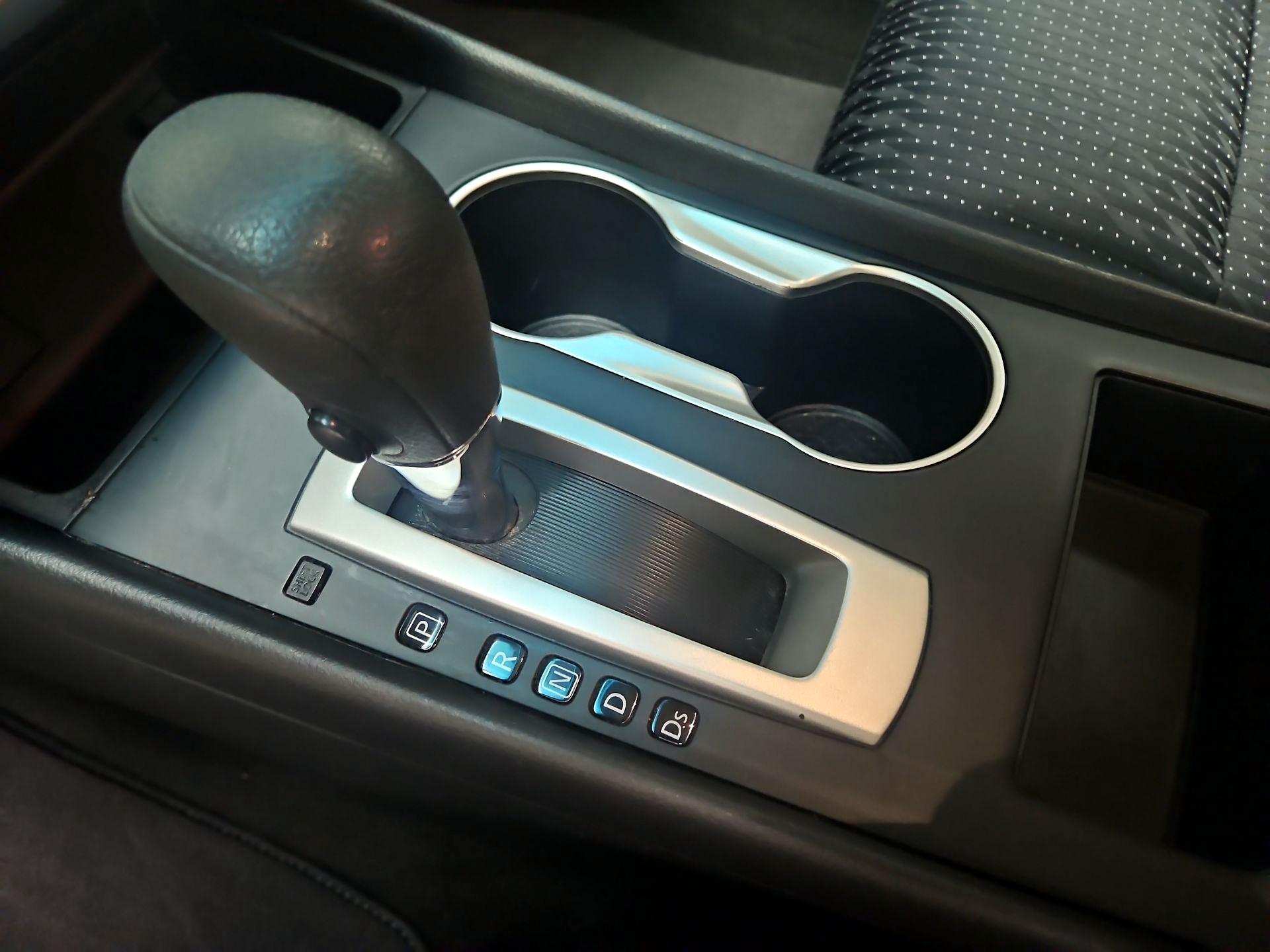 Thumbnail: 2016 Nissan Altima - 17