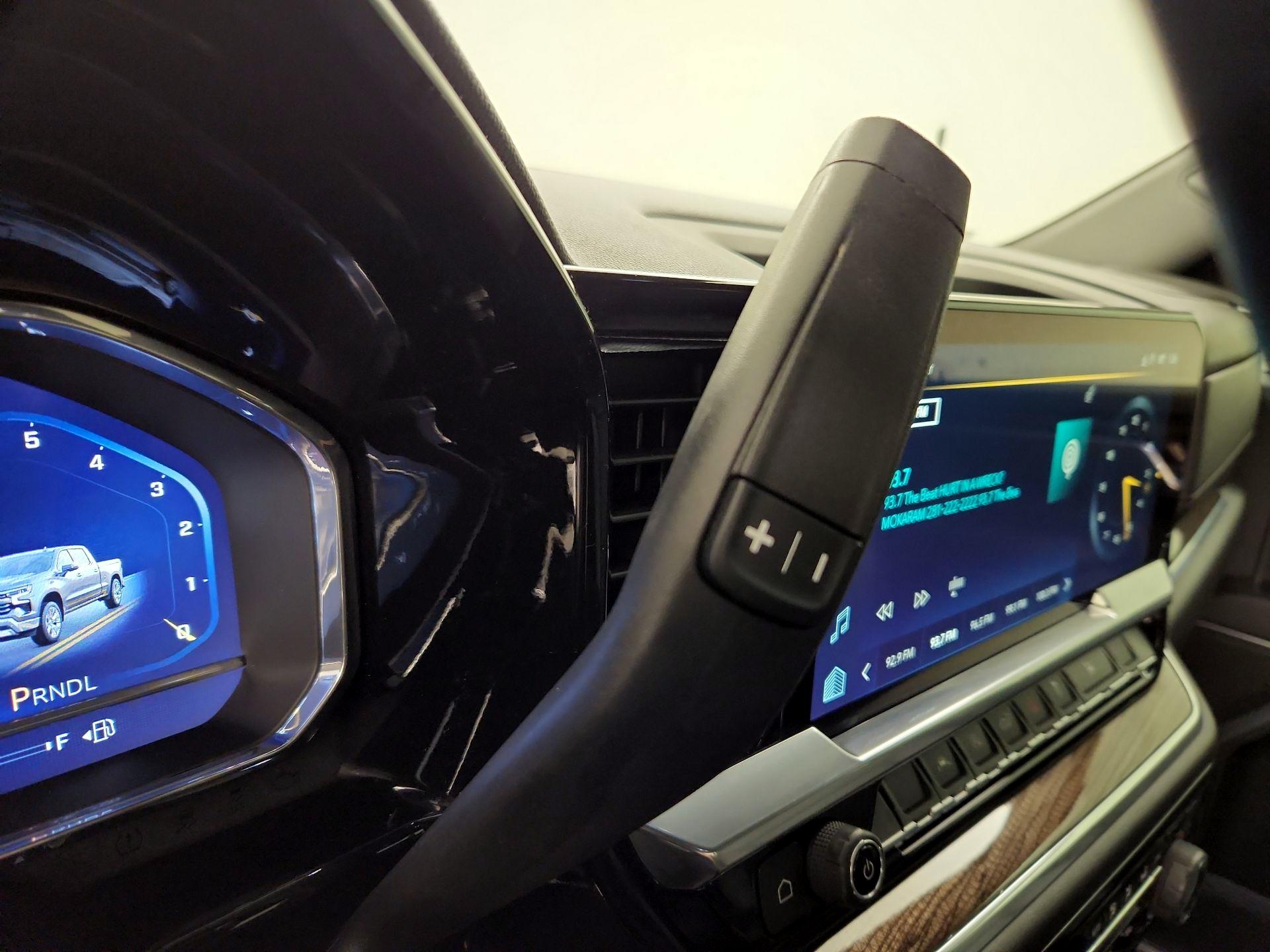 Thumbnail: 2022 Chevrolet Silverado 1500 - 17