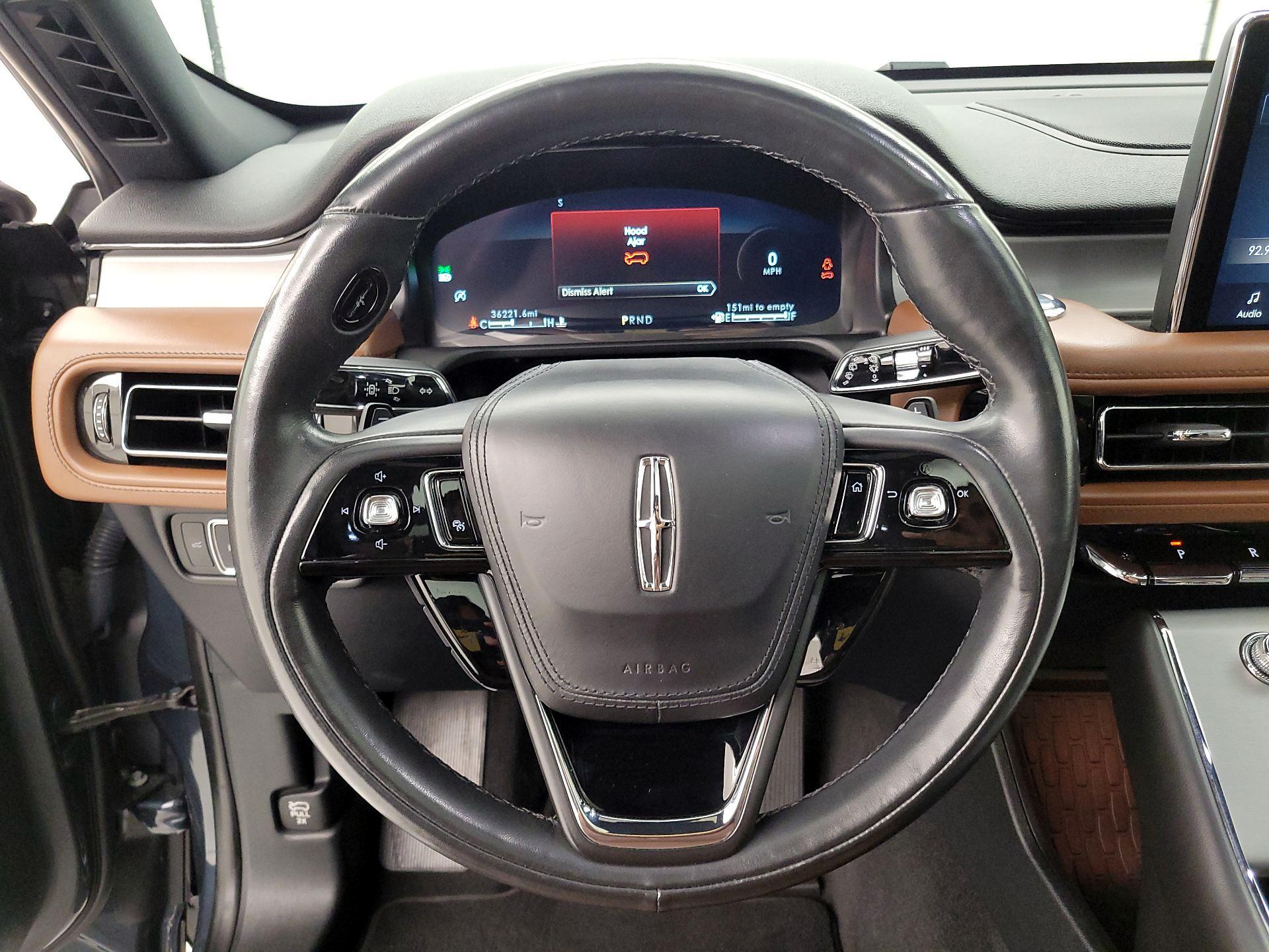 Thumbnail: 2021 Lincoln Aviator - 10