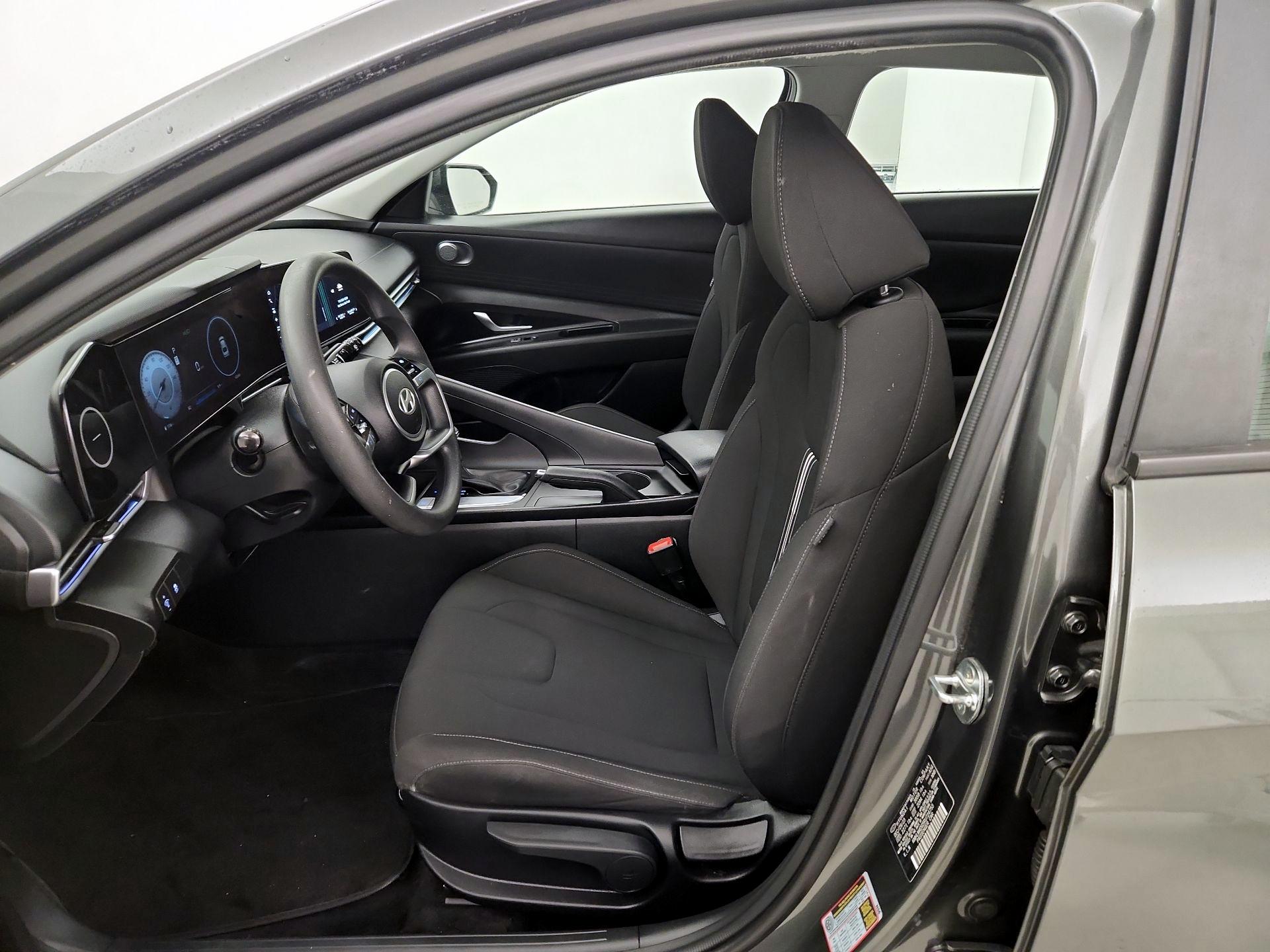 Thumbnail: 2024 Hyundai Elantra - 11