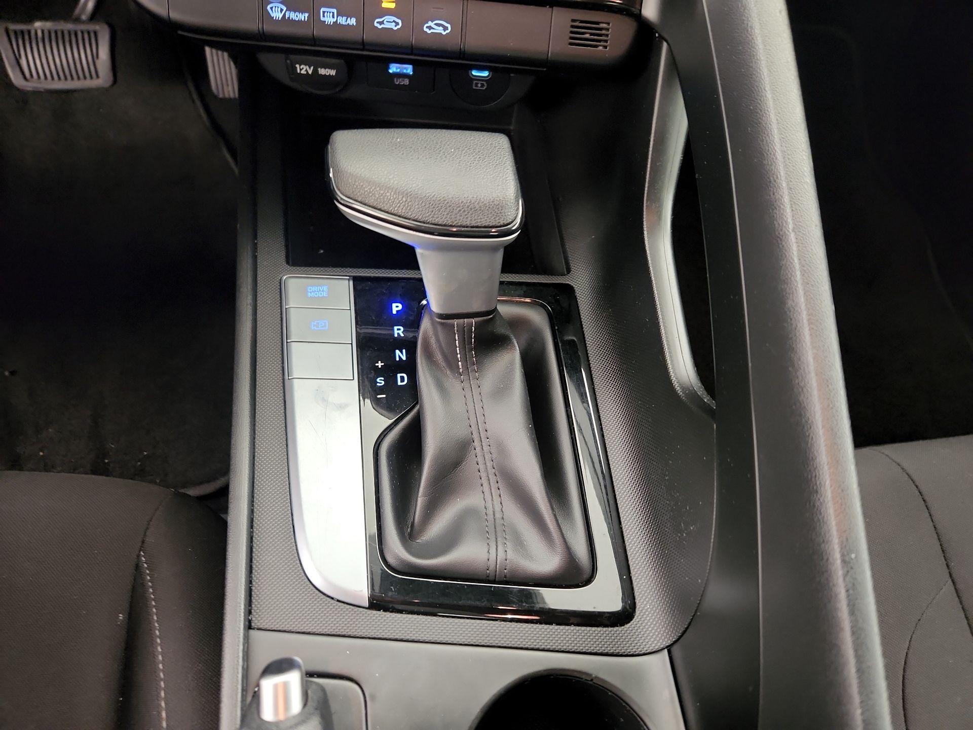 Thumbnail: 2024 Hyundai Elantra - 18